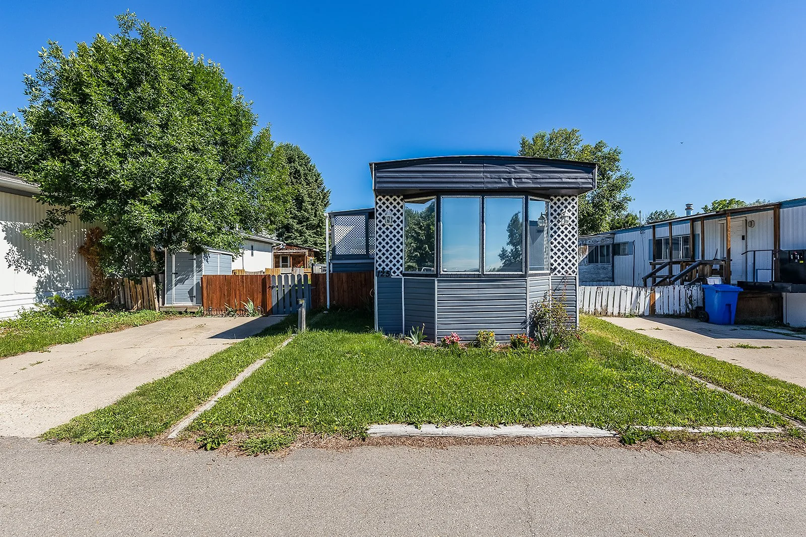 125 4000 13 Ave Se-1.jpg