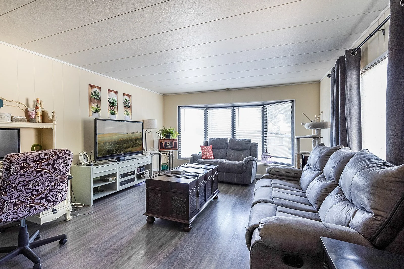 125 4000 13 Ave Se-9.jpg