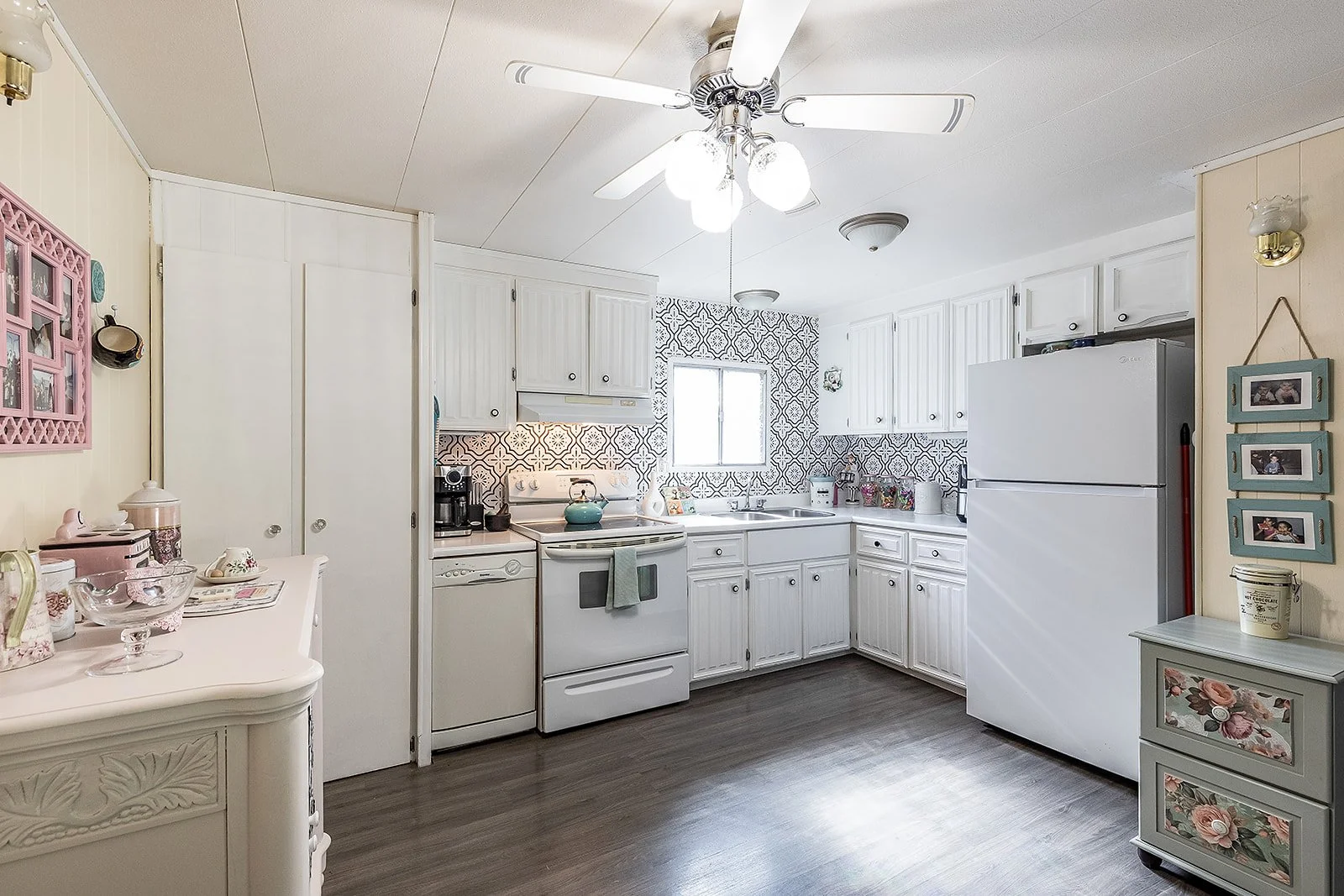 125 4000 13 Ave Se-15.jpg