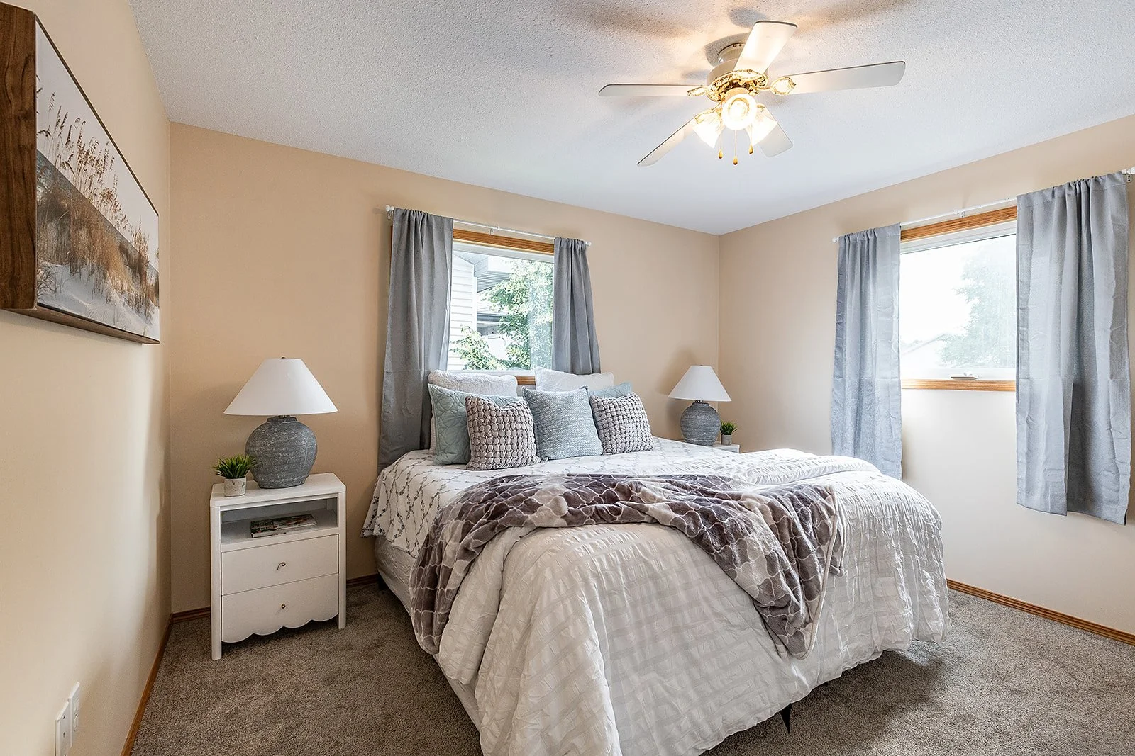 367 Woodman Ave SE-28.jpg