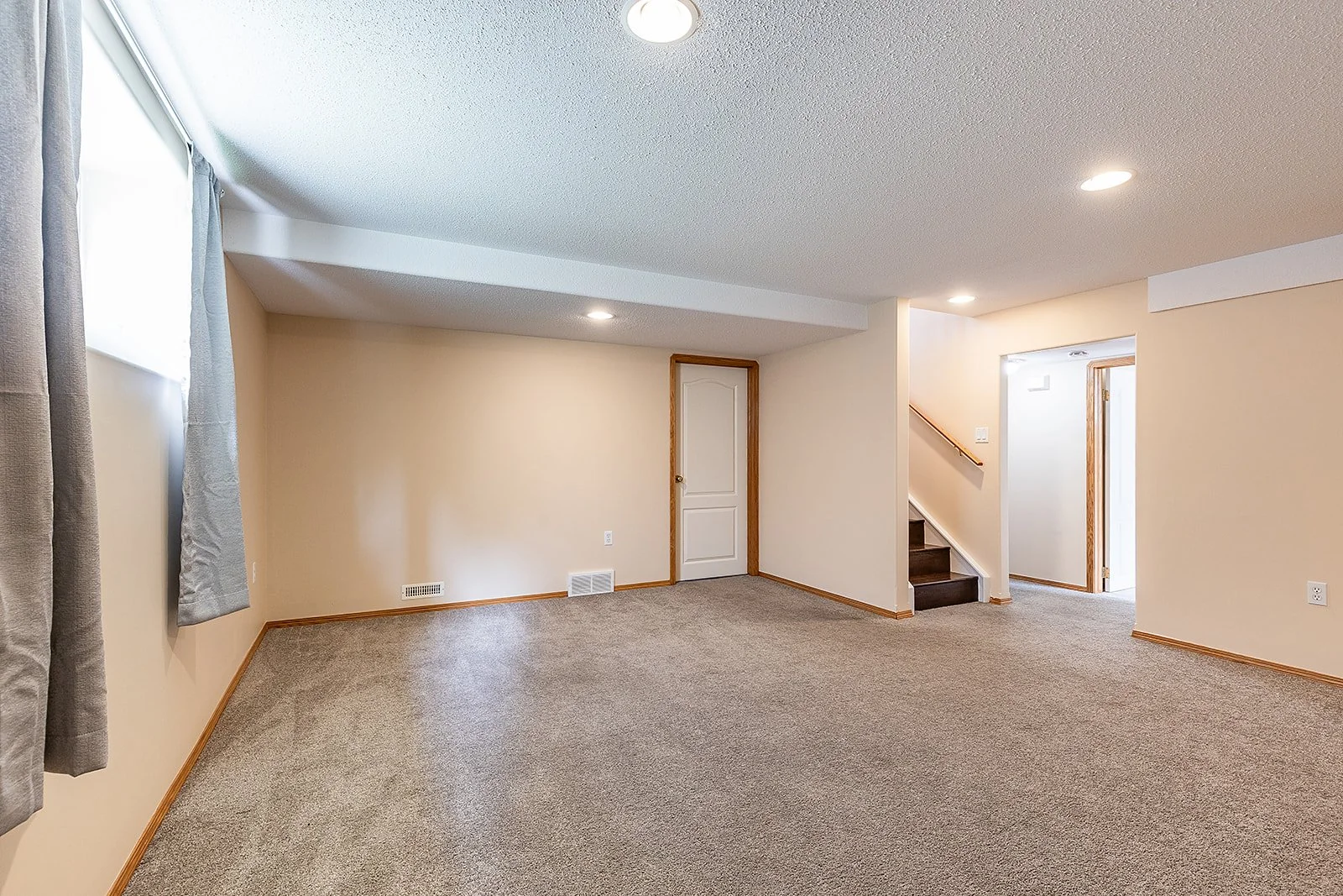 367 Woodman Ave SE-36.jpg