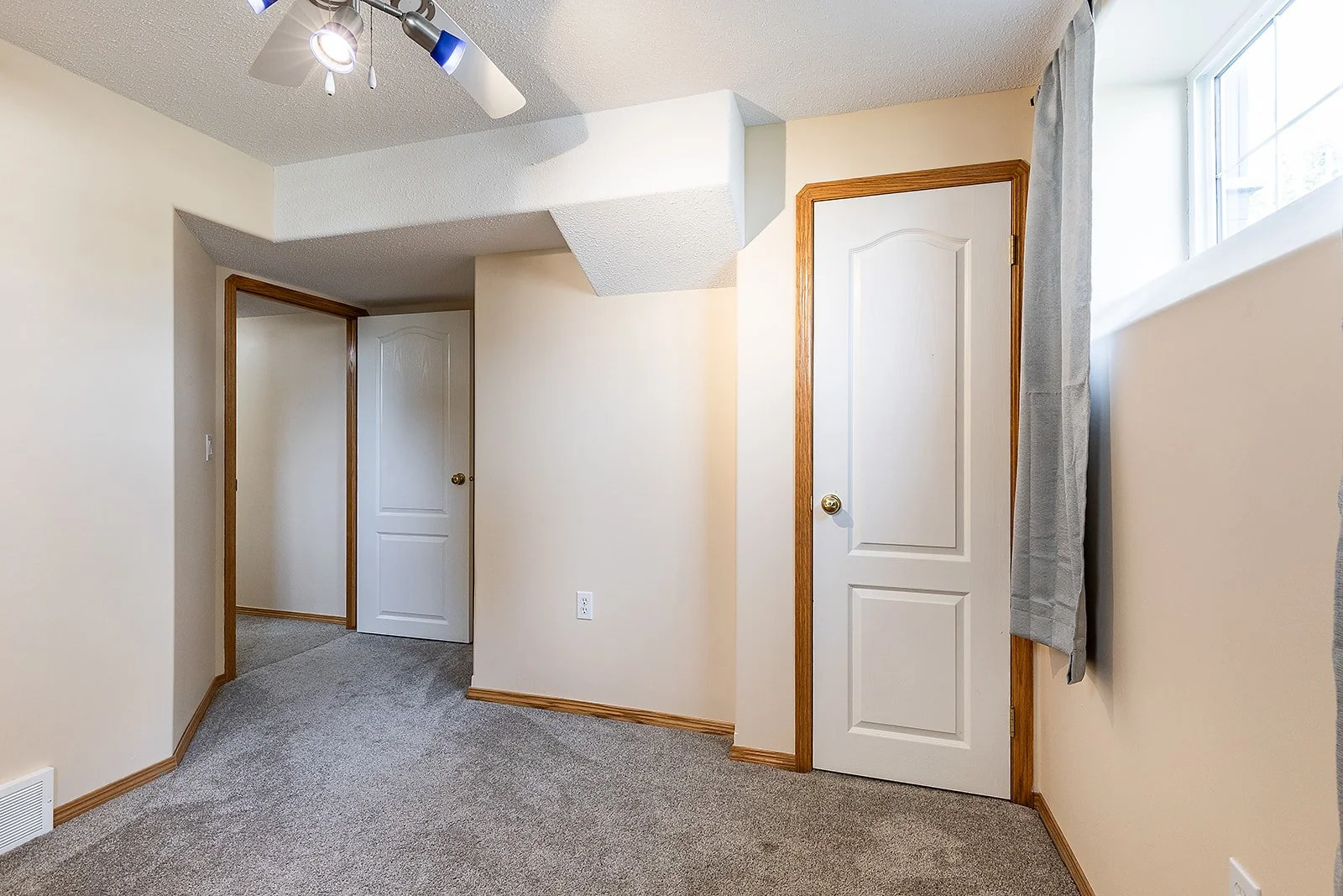 367 Woodman Ave SE-41.jpg