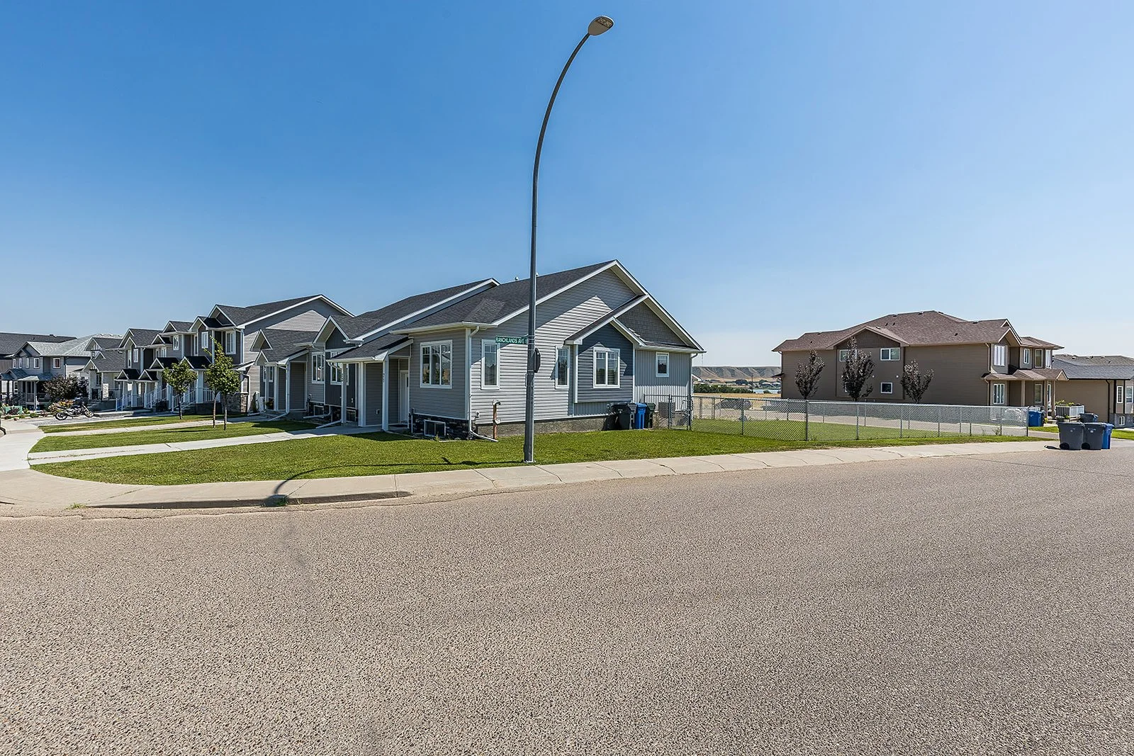 71 Ranchlands Blvd NE-1.jpg