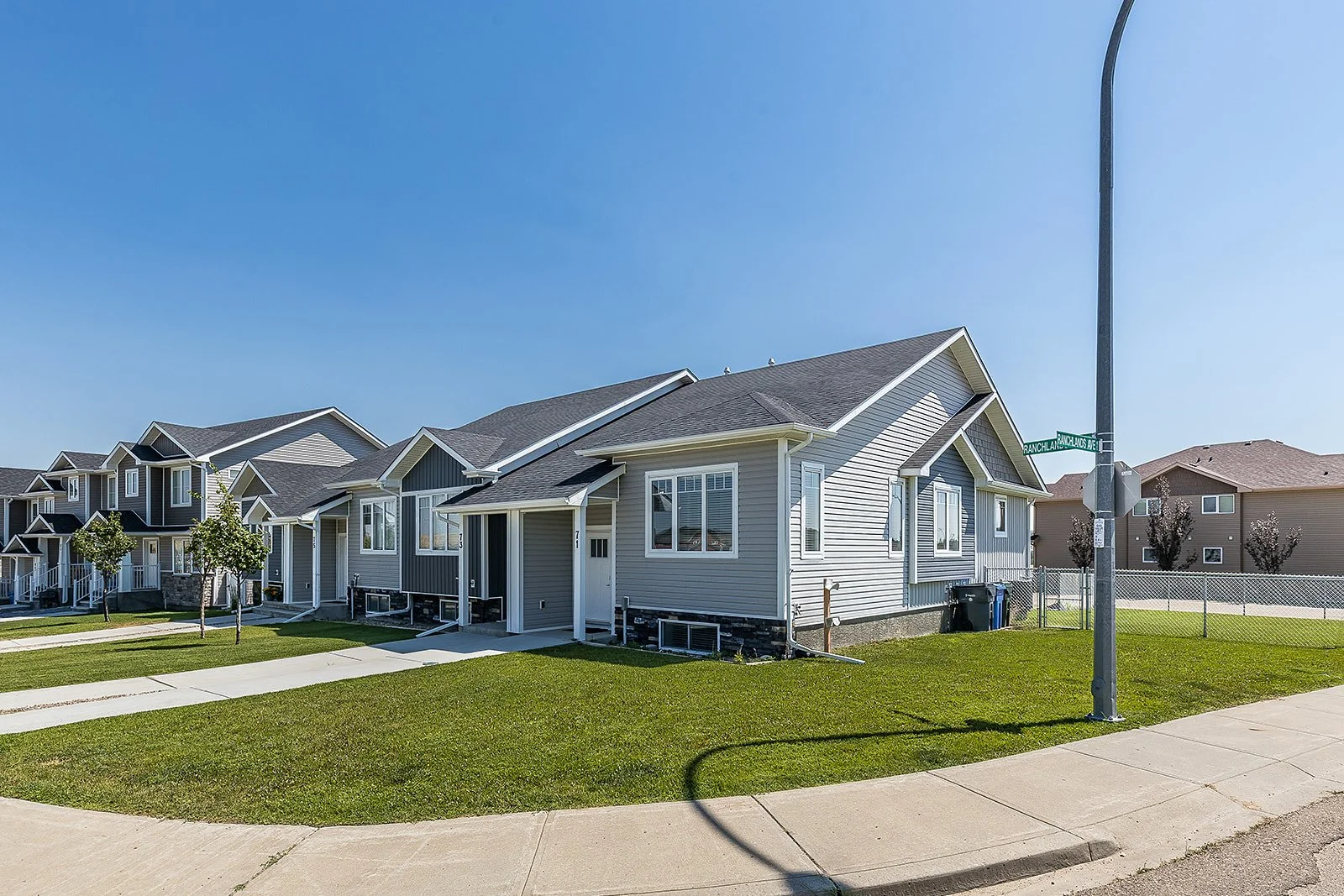 71 Ranchlands Blvd NE-2.jpg