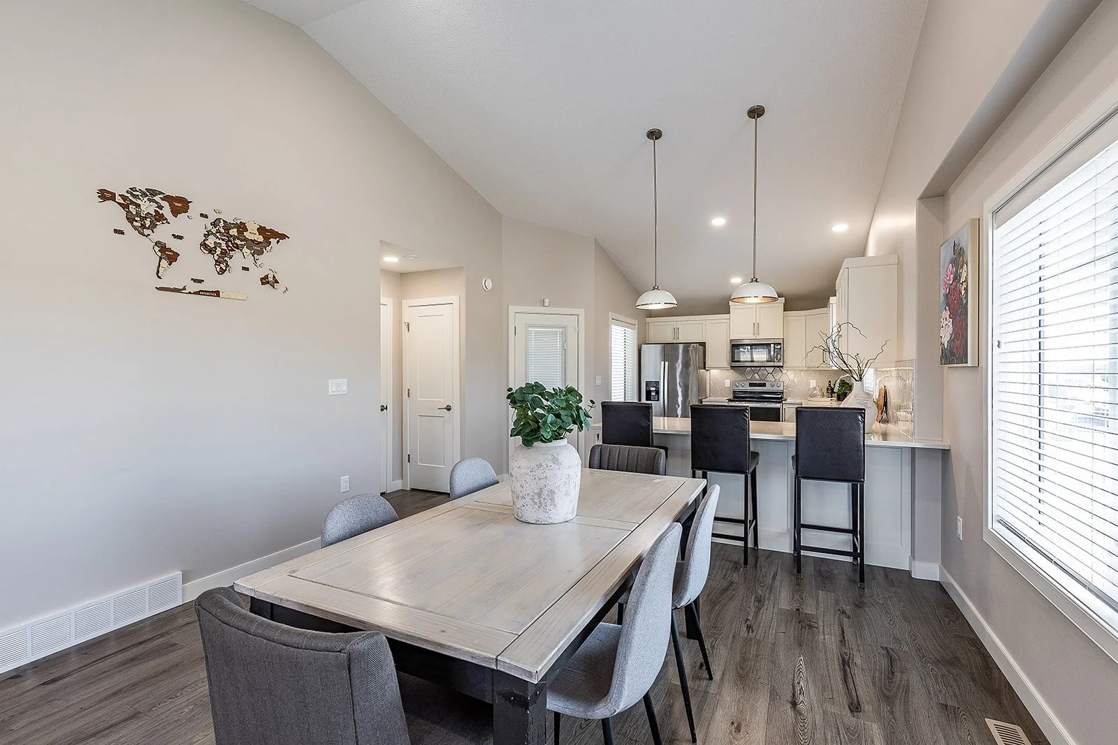 71 Ranchlands Blvd NE-14.jpg