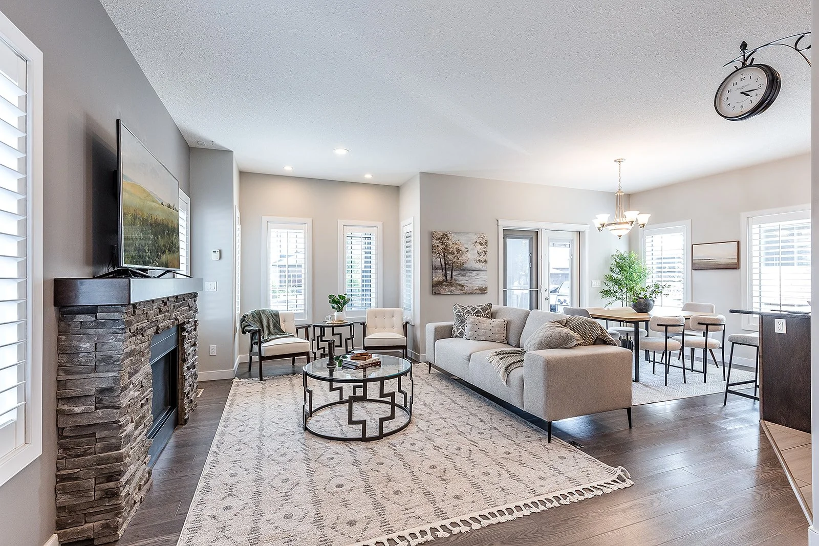 213 Somerside Rd SE-15.jpg