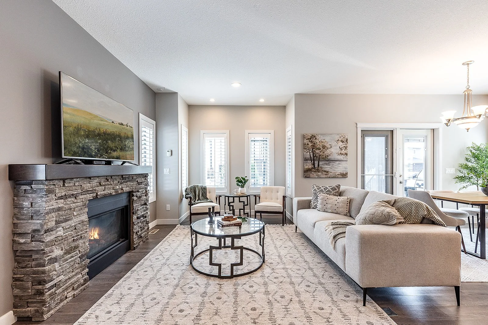 213 Somerside Rd SE-16.jpg