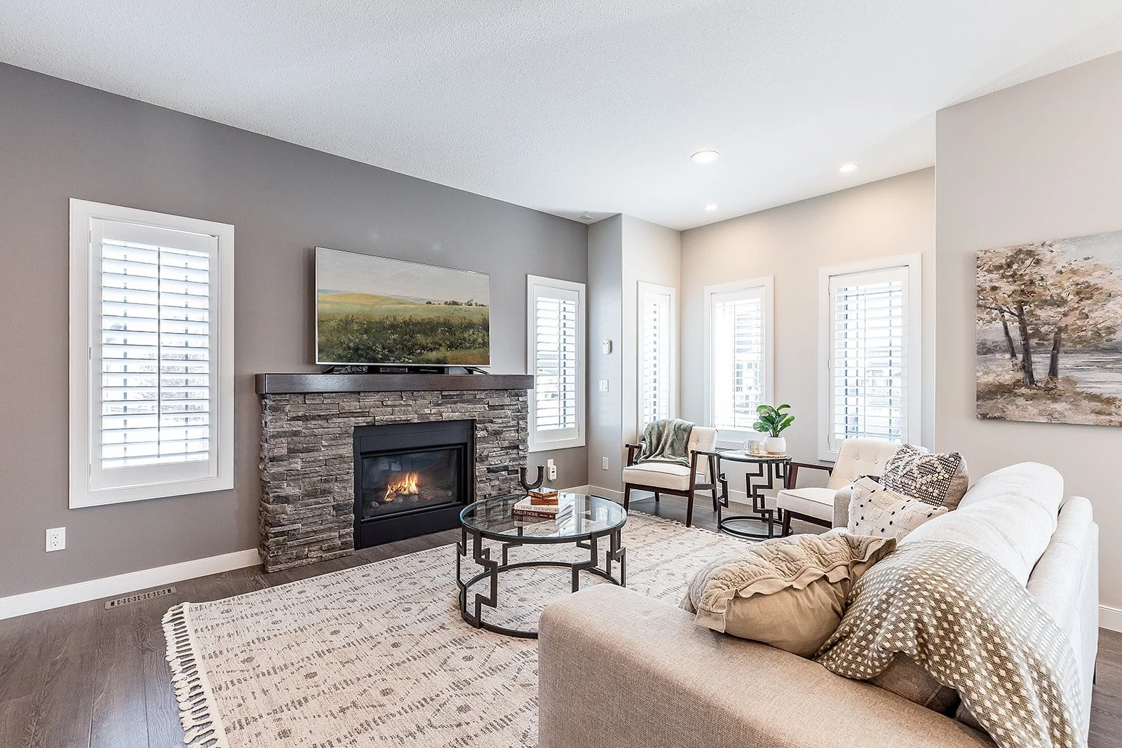 213 Somerside Rd SE-19.jpg