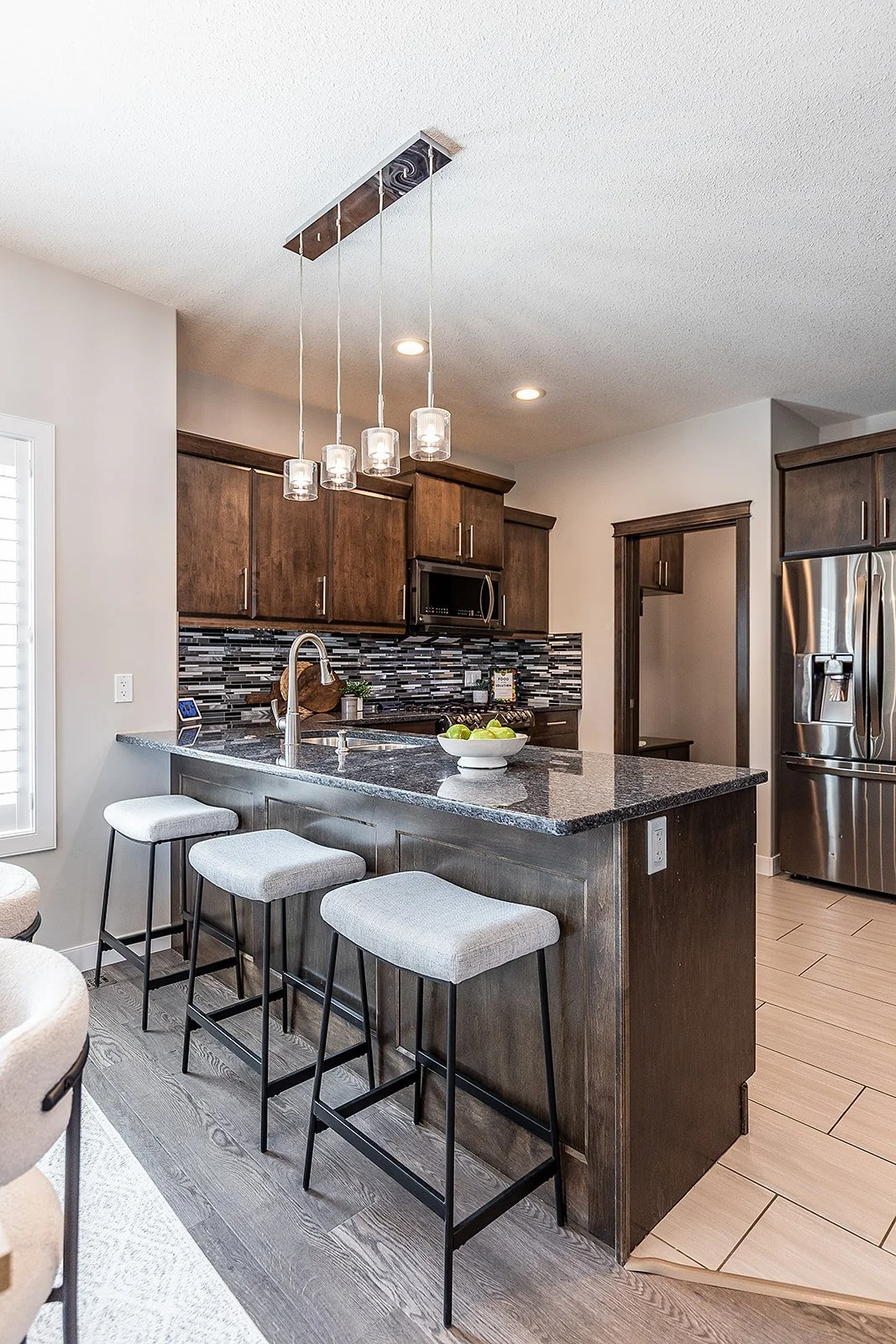 213 Somerside Rd SE-29.jpg
