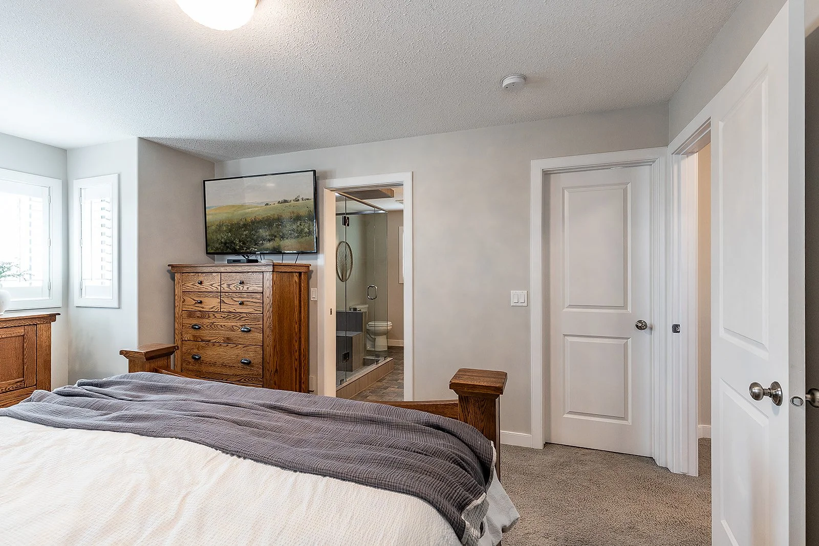 213 Somerside Rd SE-42.jpg