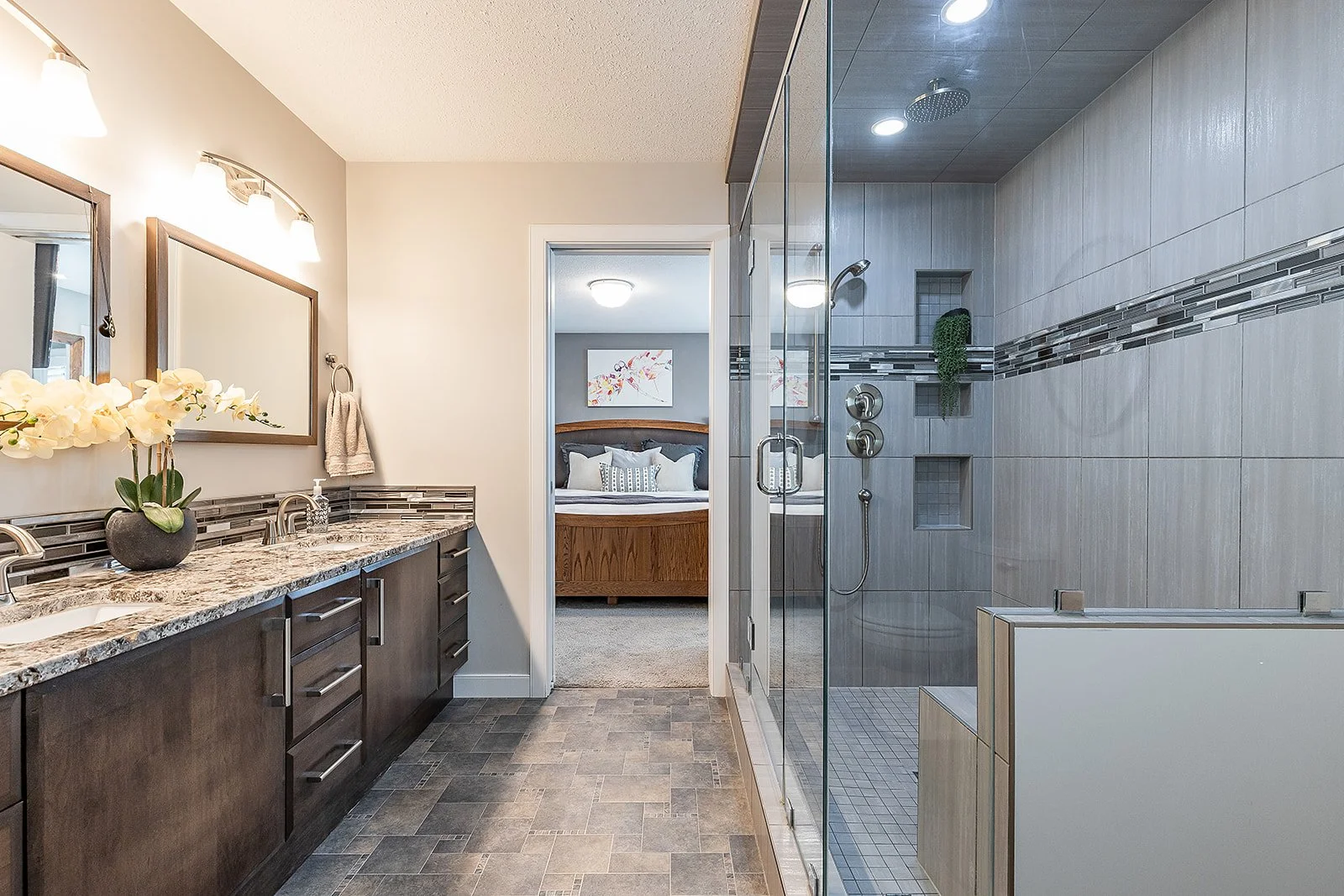 213 Somerside Rd SE-46.jpg