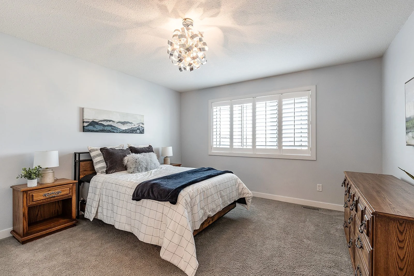 213 Somerside Rd SE-49.jpg