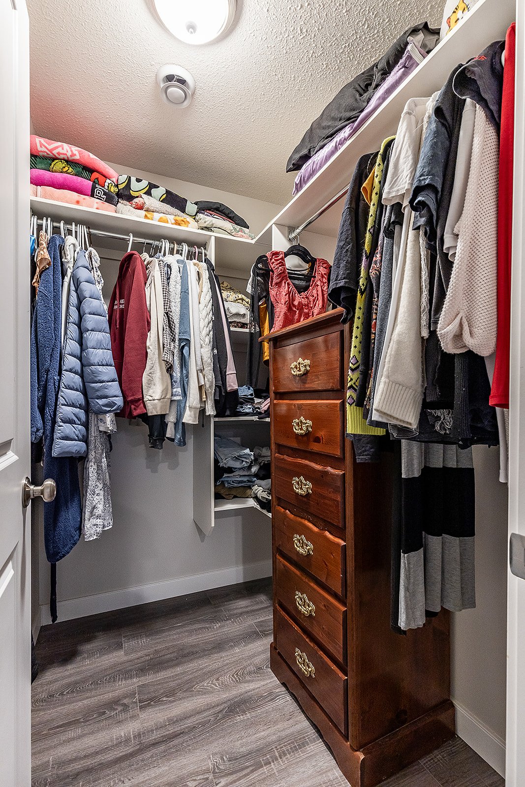 213 Somerside Rd SE-58.jpg