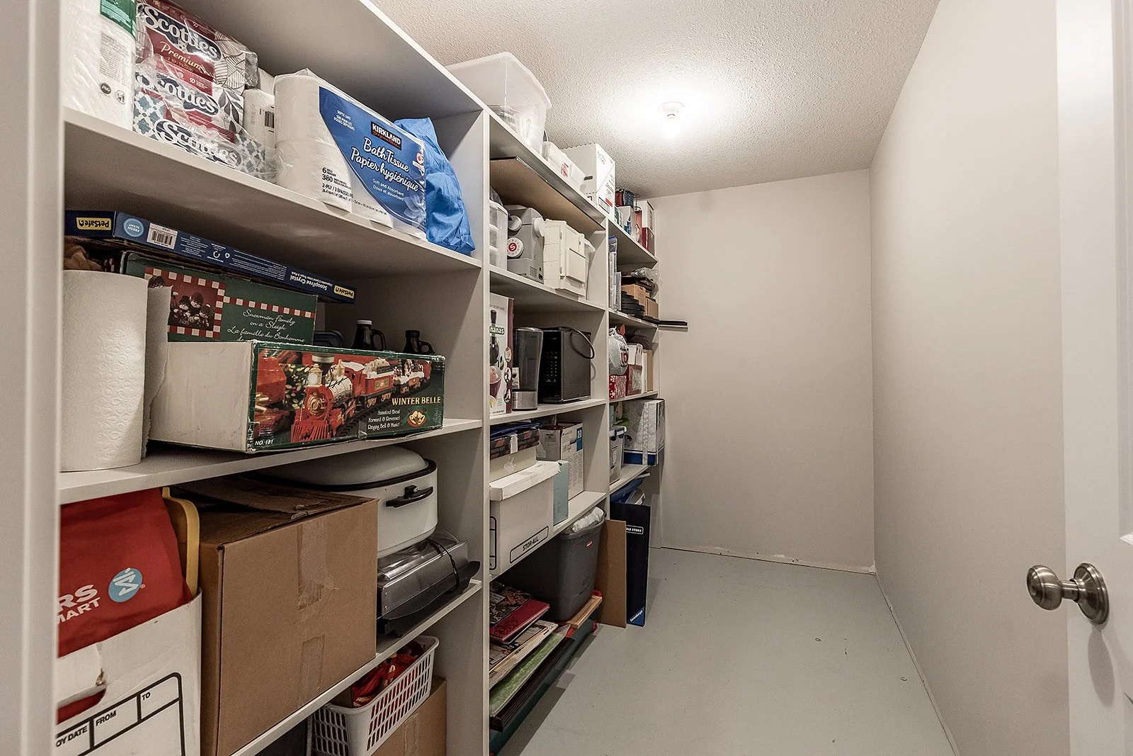 213 Somerside Rd SE-61.jpg