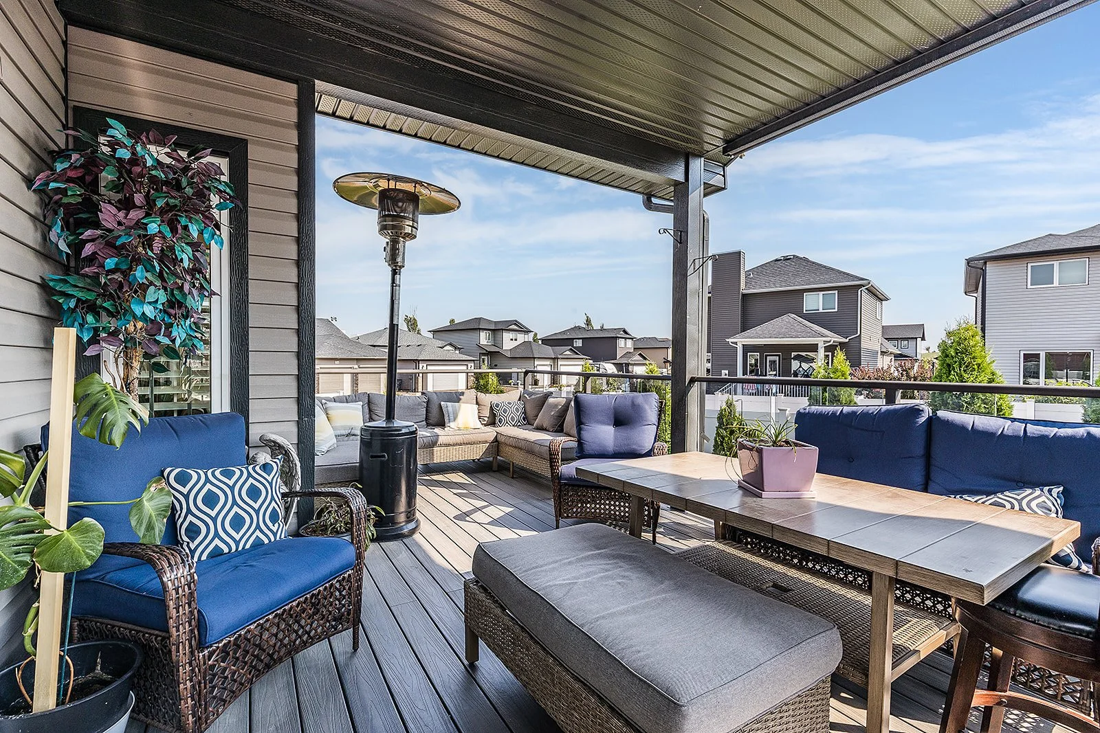 213 Somerside Rd SE-62.jpg