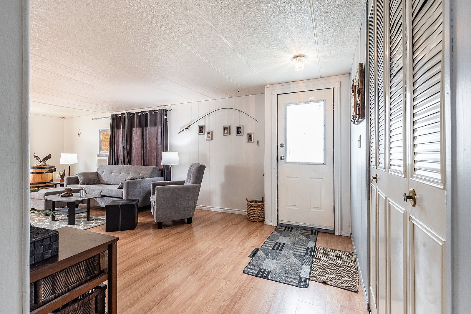 262 4000 13 Ave SE-9.jpg
