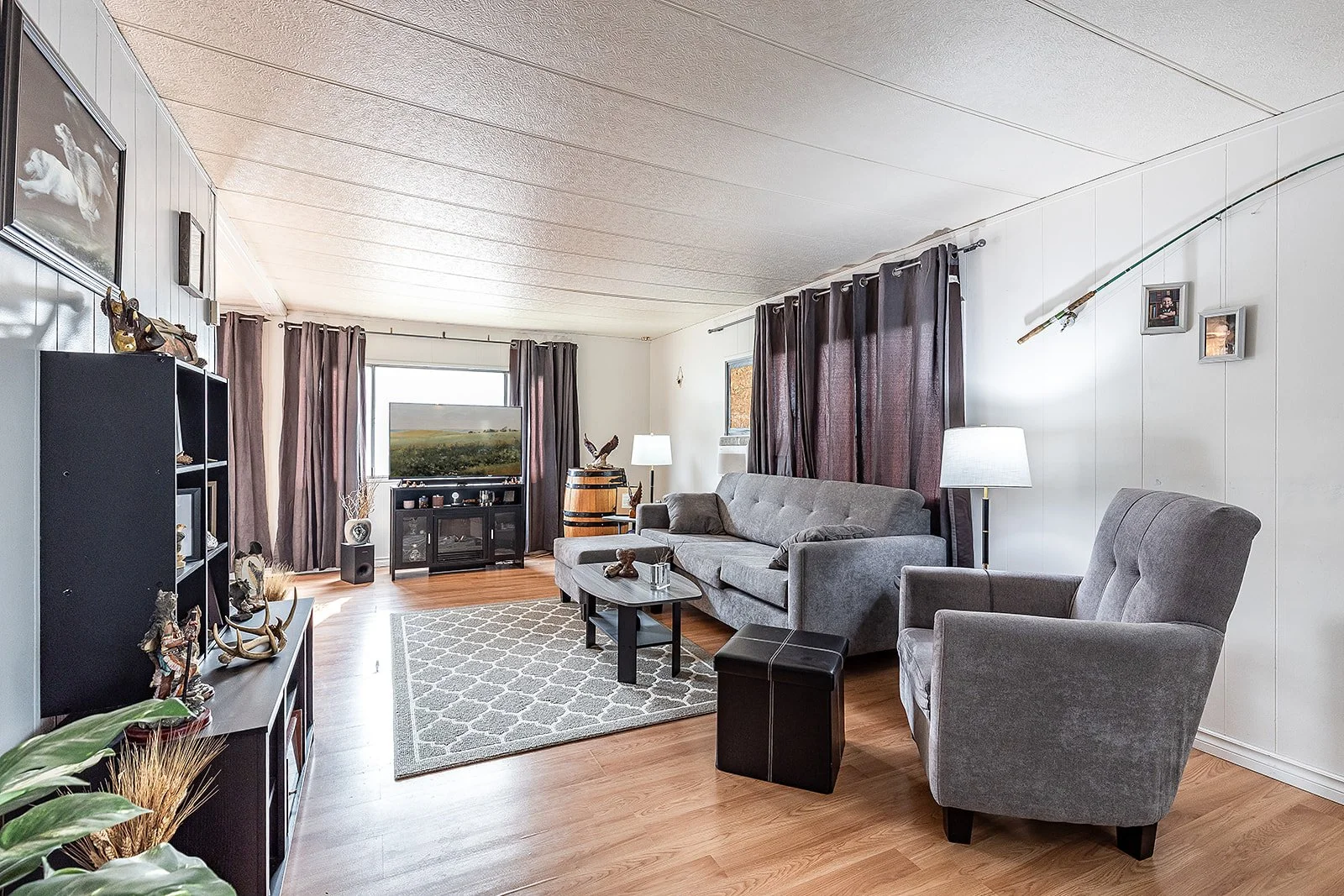 262 4000 13 Ave SE-11.jpg