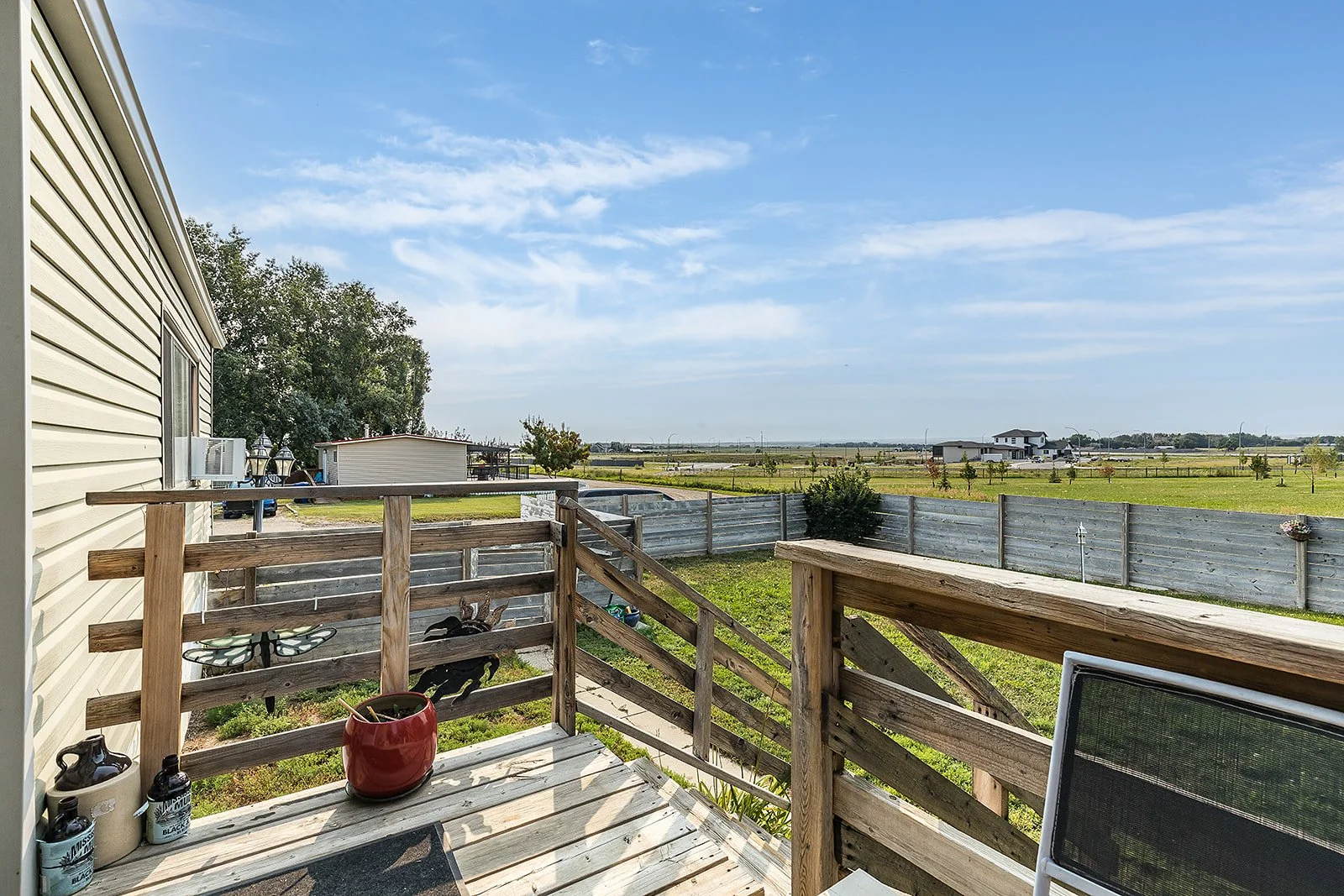 262 4000 13 Ave SE-37.jpg