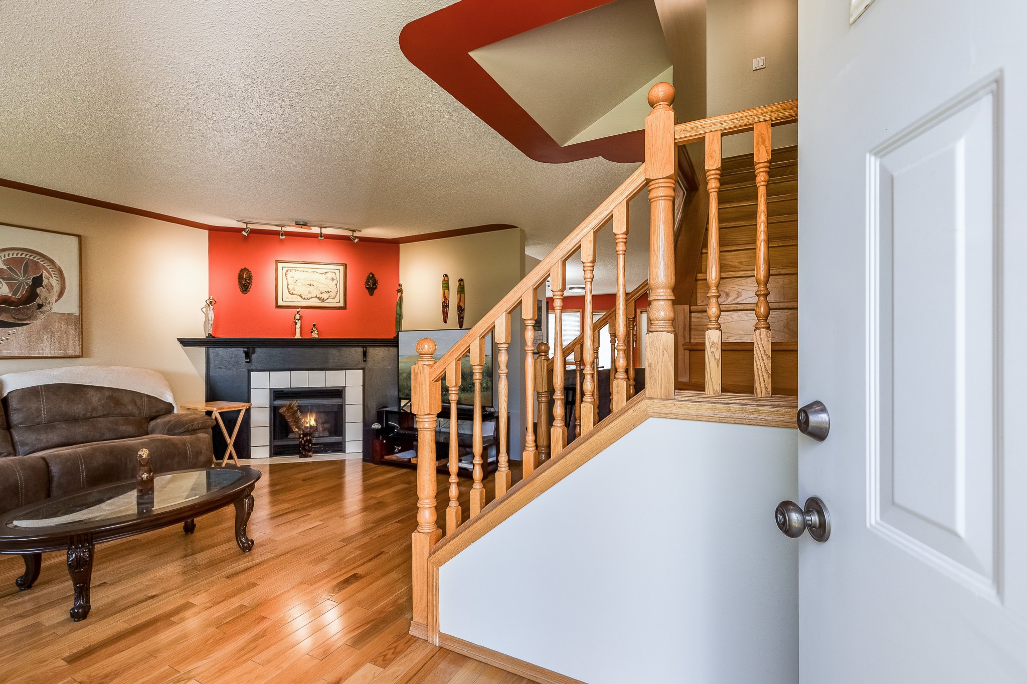 406 165 Southridge Dr SE web-7.jpg