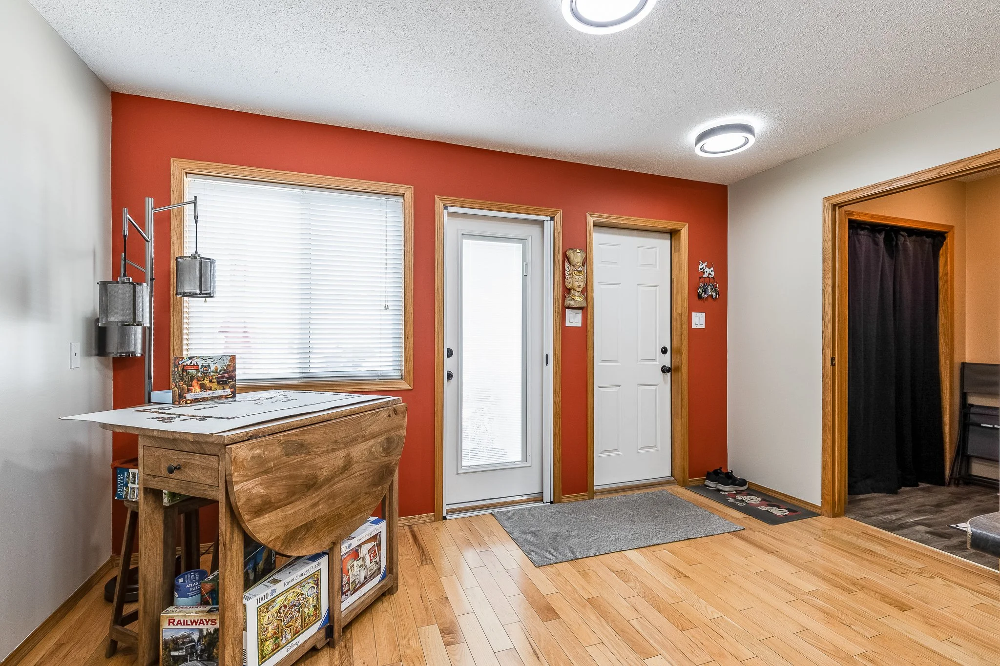 406 165 Southridge Dr SE web-21.jpg