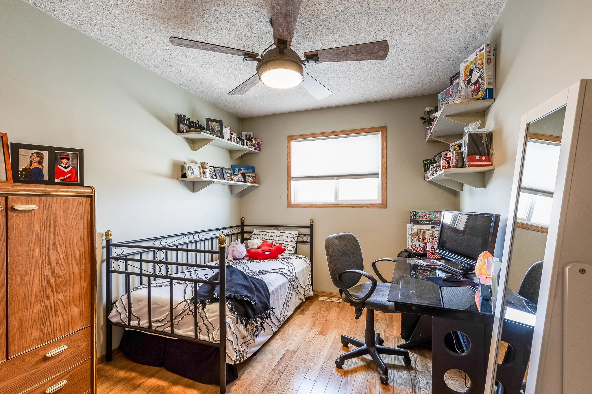 406 165 Southridge Dr SE web-30.jpg