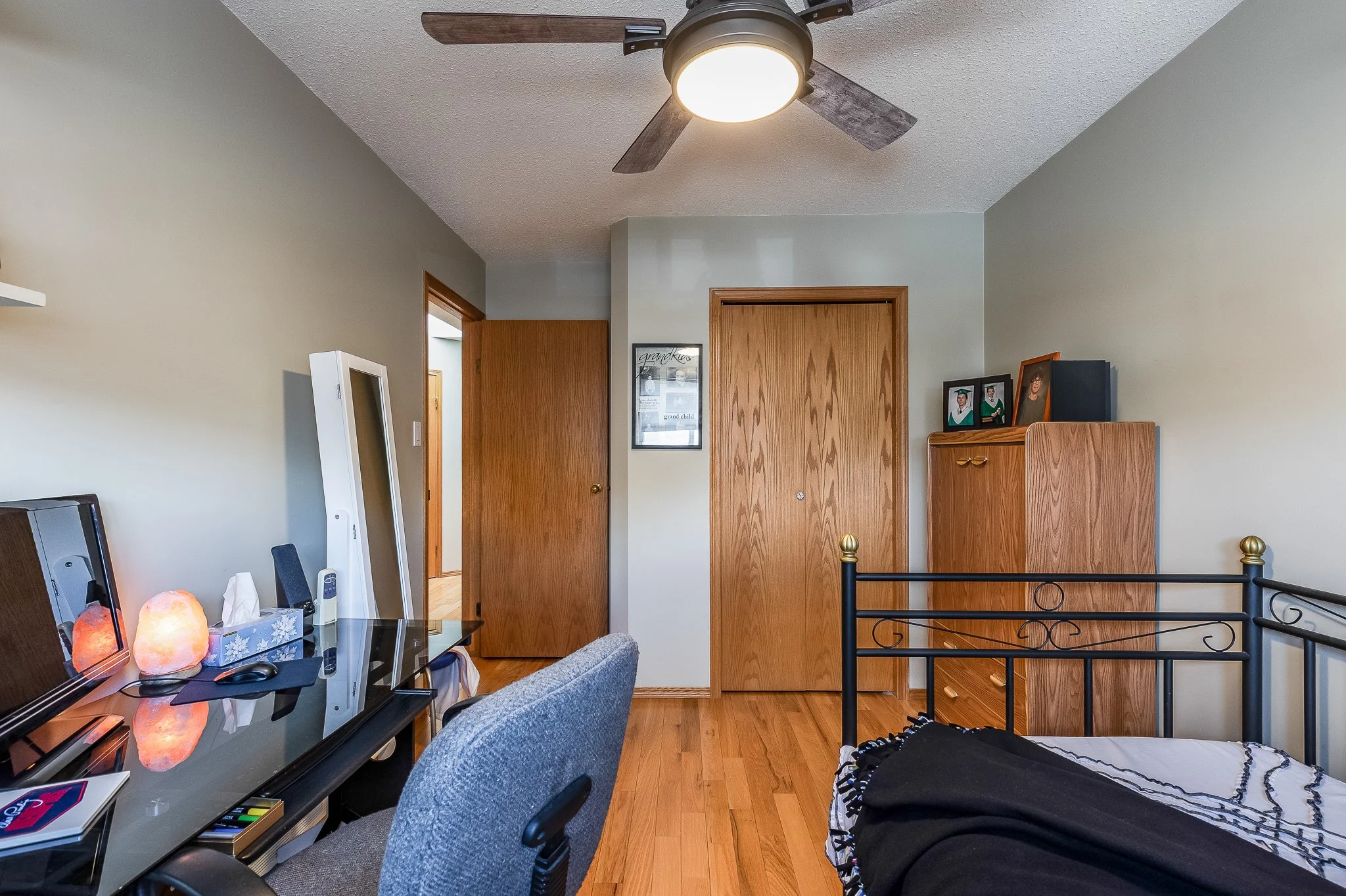 406 165 Southridge Dr SE web-31.jpg