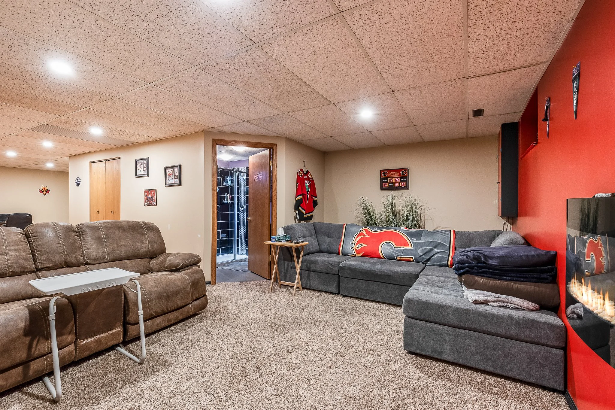 406 165 Southridge Dr SE web-37.jpg
