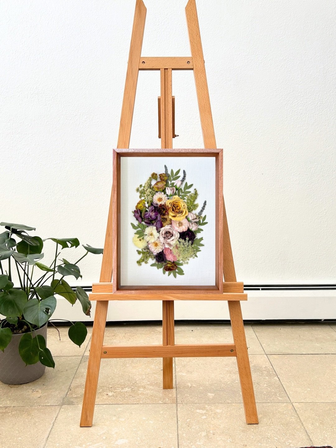 This 14&rdquo; x 18&rdquo; Preferred design is perfect for showcasing a curated selection of blooms, while Masterpiece Glass adds exceptional clarity and a refined, gallery-quality finish.

Delicate, timeless, and thoughtfully preserved to be cherish