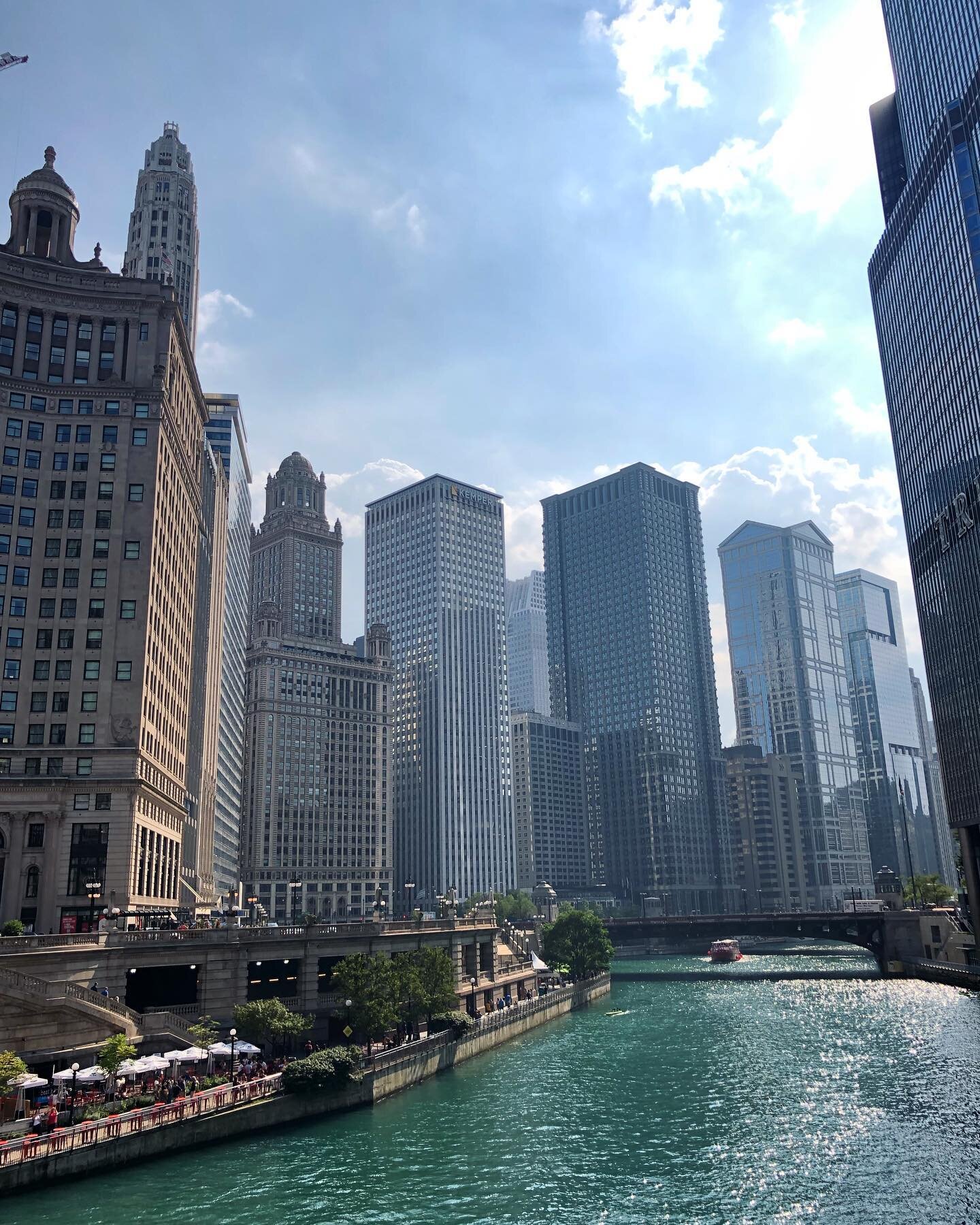 Chicago, you sure are a nice change of scenery. (And temperature&hellip;)
.
.
#chicago #riverview #architecture #letsgosomewhere #travelphotography #chicagosummer