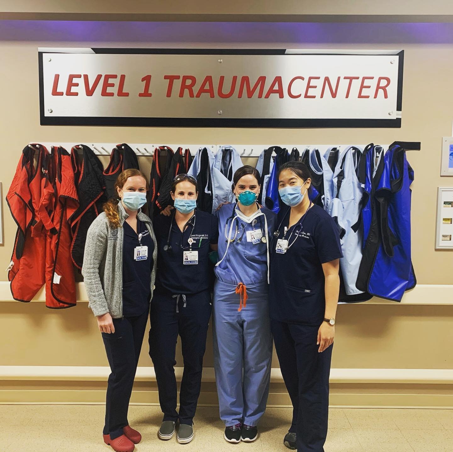 Our female powerhouses 💪🏻
.
.
.
.
#emergencymedicineresidency #savinglives #womeninmedicine💪 #femaledoctor #emergencymedicine #badassfemales #emresident #interns