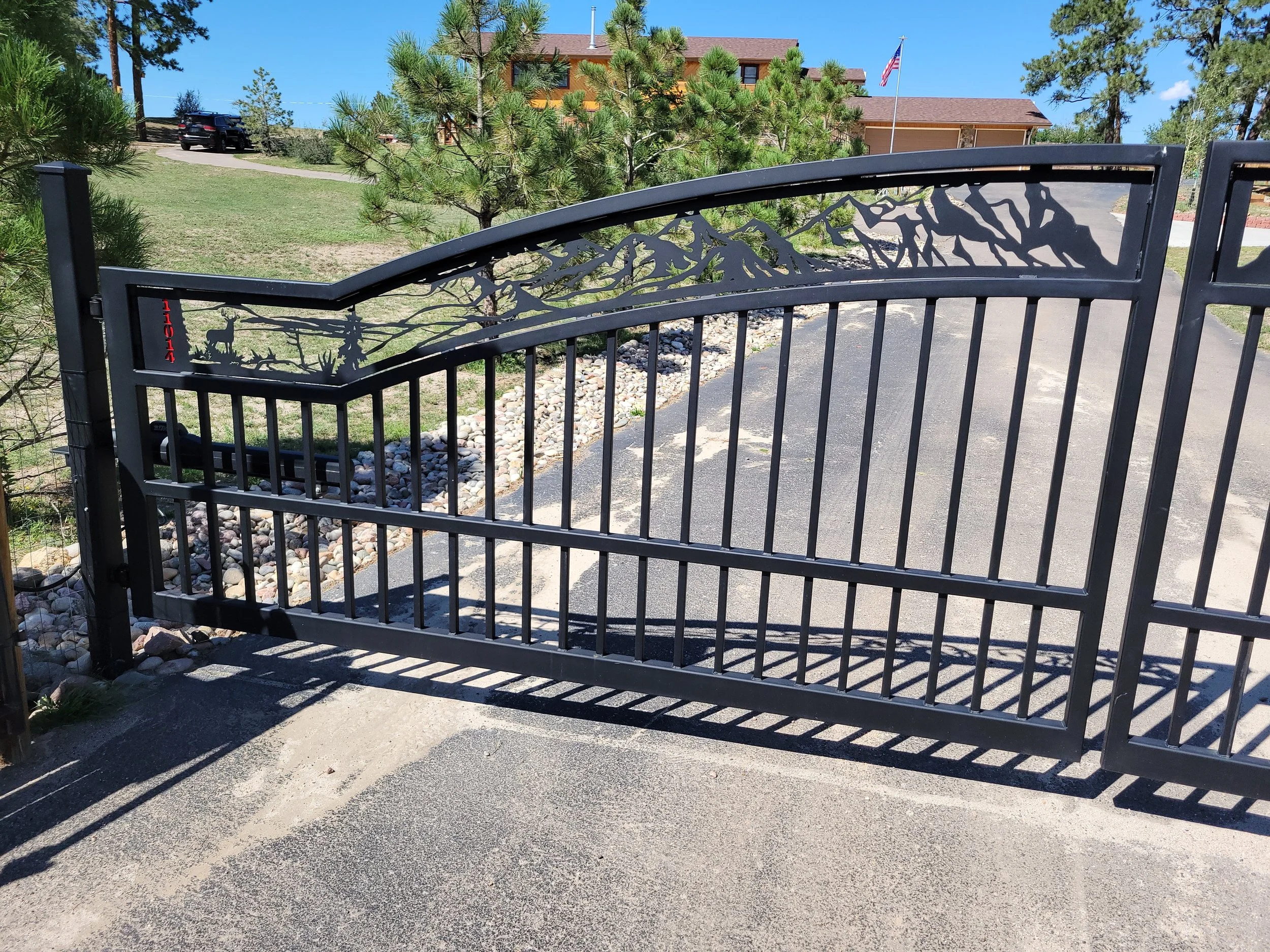 FRISCO Custom Driveway gates — FRISCO Inc.