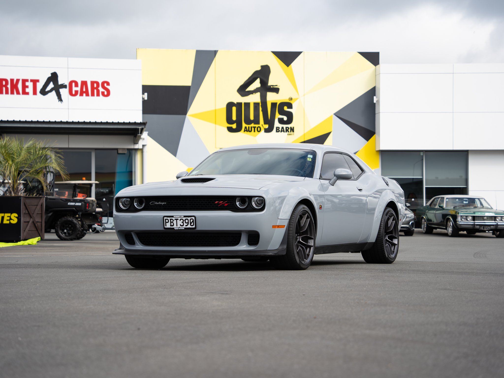 🔥 2021 Dodge Challenger SCAT PACK WIDEBODY in Smoke Show 🔥

This beast is also packed with a bunch of optional extras:
Plus Package: $2,095 USD
Customer Preferred Package 24N: $5,500 USD
Driver Convenience Group: $1,295 USD
8 Speed TorqueFlite Auto