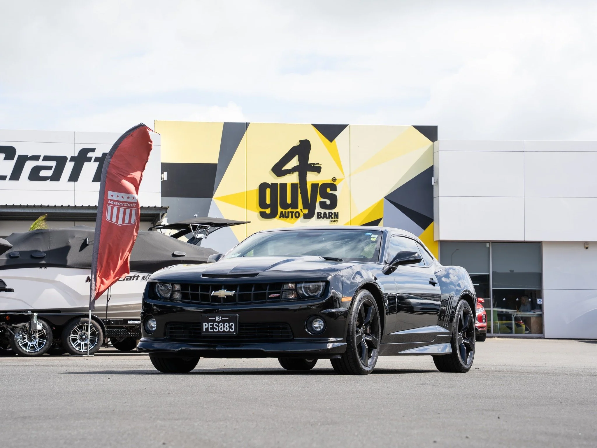 A true driver&rsquo;s car with a 6-speed manual and the legendary LS3 V8 pumping out 426hp. Built for those who crave control and raw performance.

✅ 6-Speed Manual Transmission &ndash; Engage Every Gear
✅ 6.2L LS3 Alloy V8 &ndash; 426hp / 318kW
✅ 2S