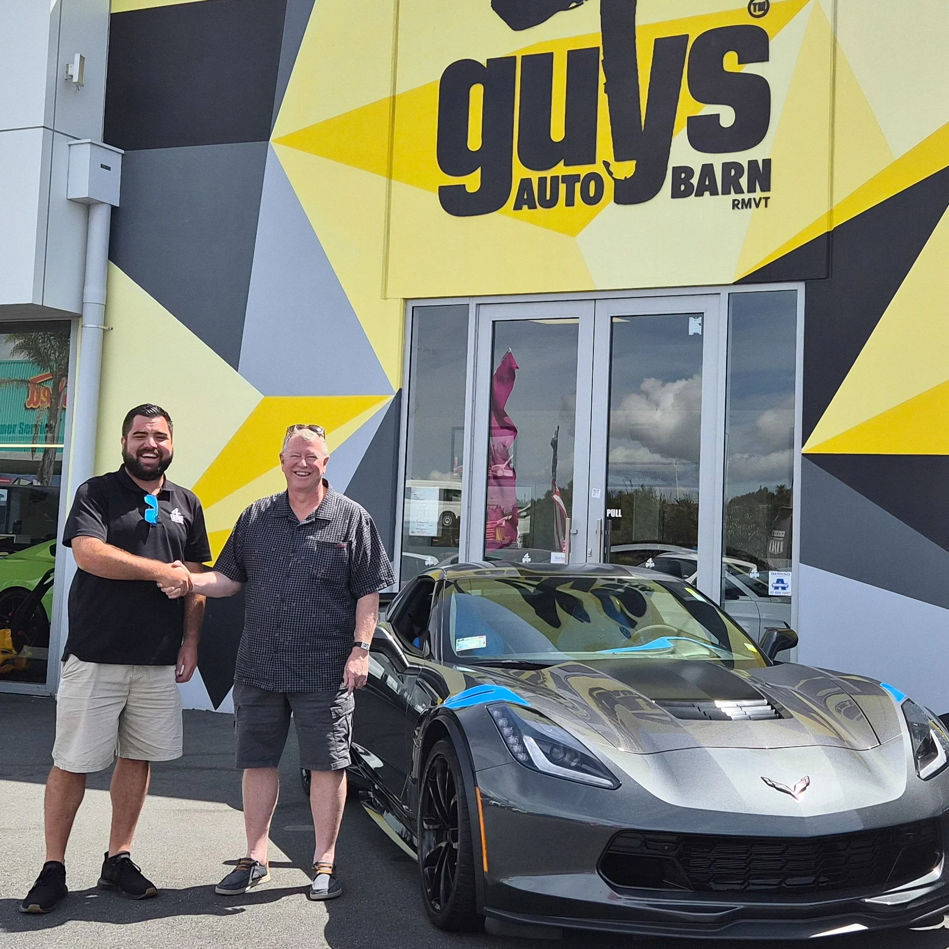 Brian flew up from down south to collect his new Corvette  C7 Z51 3LT Grand Sport that his lovely wife Susan organised for him as his Christmas gift.

Now a week-long road trip back down south to enjoy that very special car. Thanks once again to Mart