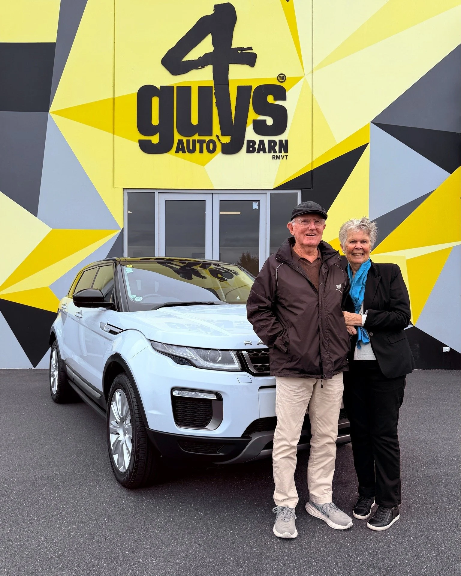 Trevor and Barbara are collecting their new 2016 Range Rover Evoque HSE. Super excited to be back in a Range Rover again! Thank you to Martijn for making it all possible.