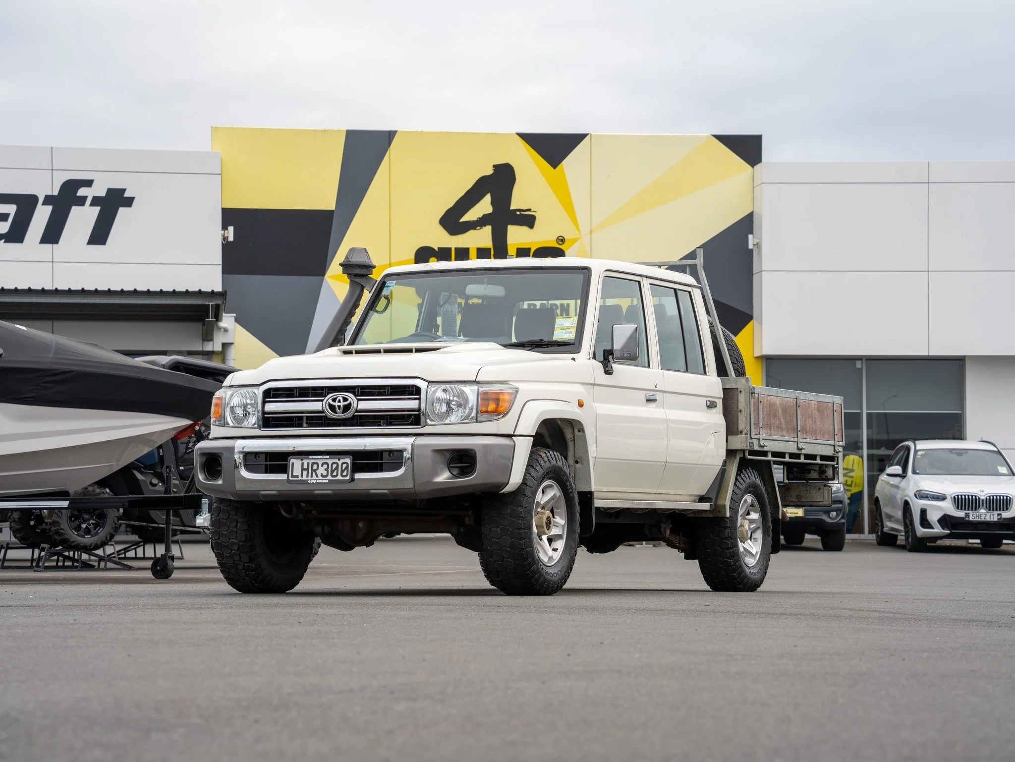 2018 Toyota Land Cruiser LX 4.5TD 4WD, proper manual 5-speed with the 4.5L V8 turbo diesel.

Solid, reliable wagon set up as a flat deck and ready to work or play. Huge torque, plenty of power and still comfy on the road. 

If you&rsquo;re after some