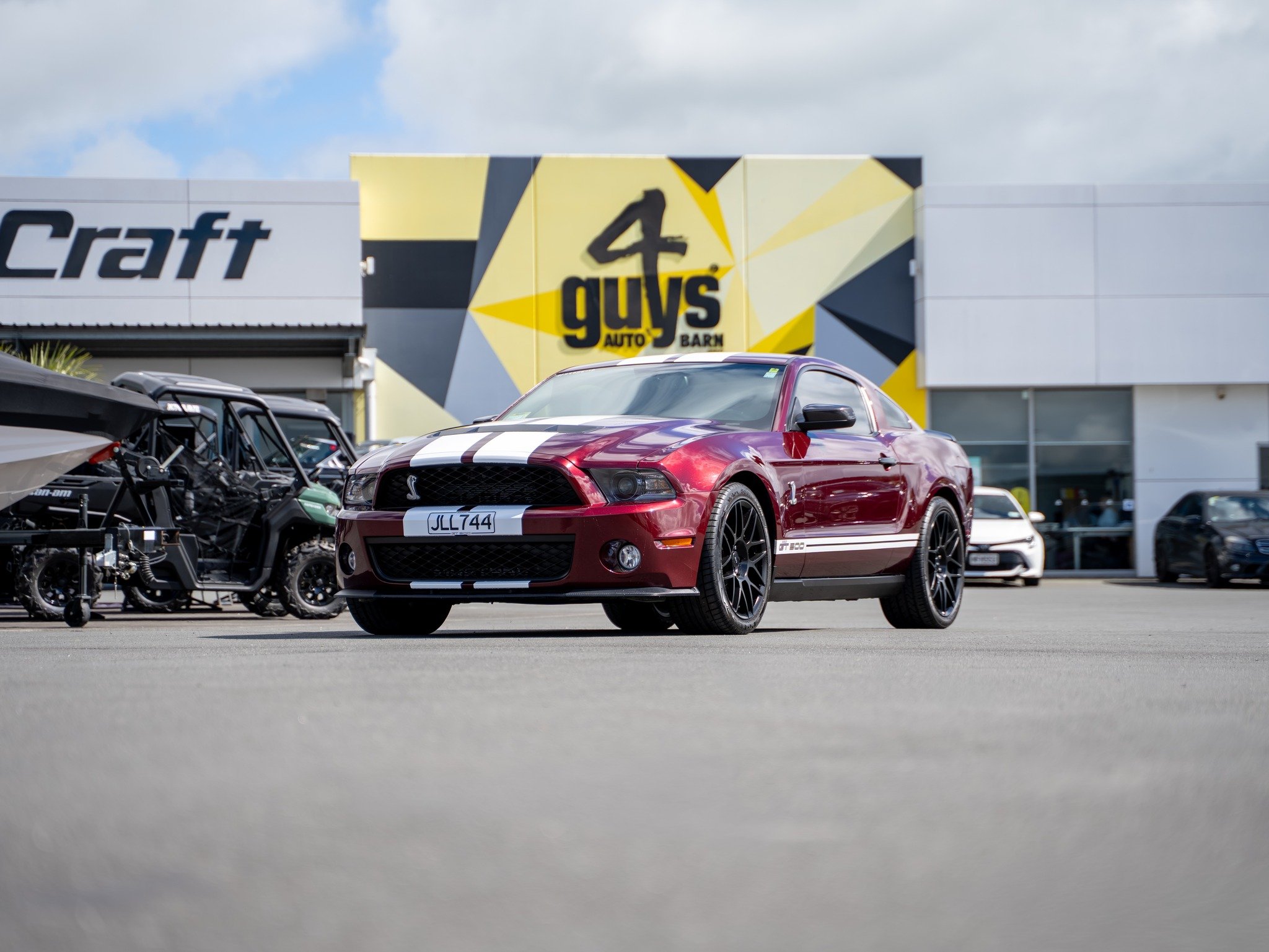 2012 Ford Mustang Shelby GT500 5.4L Supercharged V8 Manual 550HP

The end of an era before the 662HP cars arrived, the 2012 Shelby GT500 combines classic Shelby styling with a factory-supercharged V8 and a proper 6-speed manual gearbox. With 550HP go