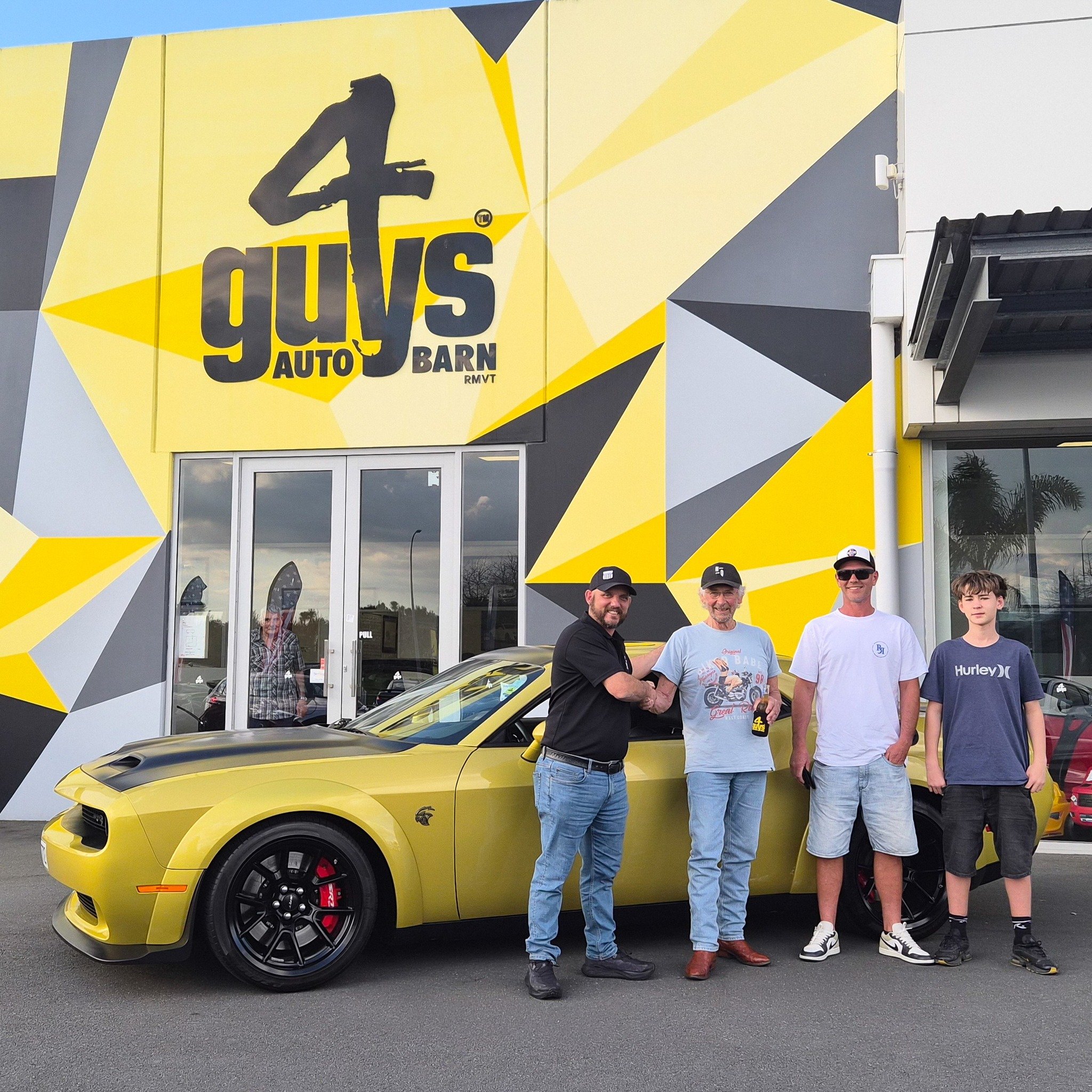It doesn&rsquo;t get much better than this!!

Tom and his family made the journey all the way from the South Island to pick up this stunning Redeye Hellcat in Gold Rush. We're sure the trip home will be one to remember. 

Huge thanks to Corey and Dea