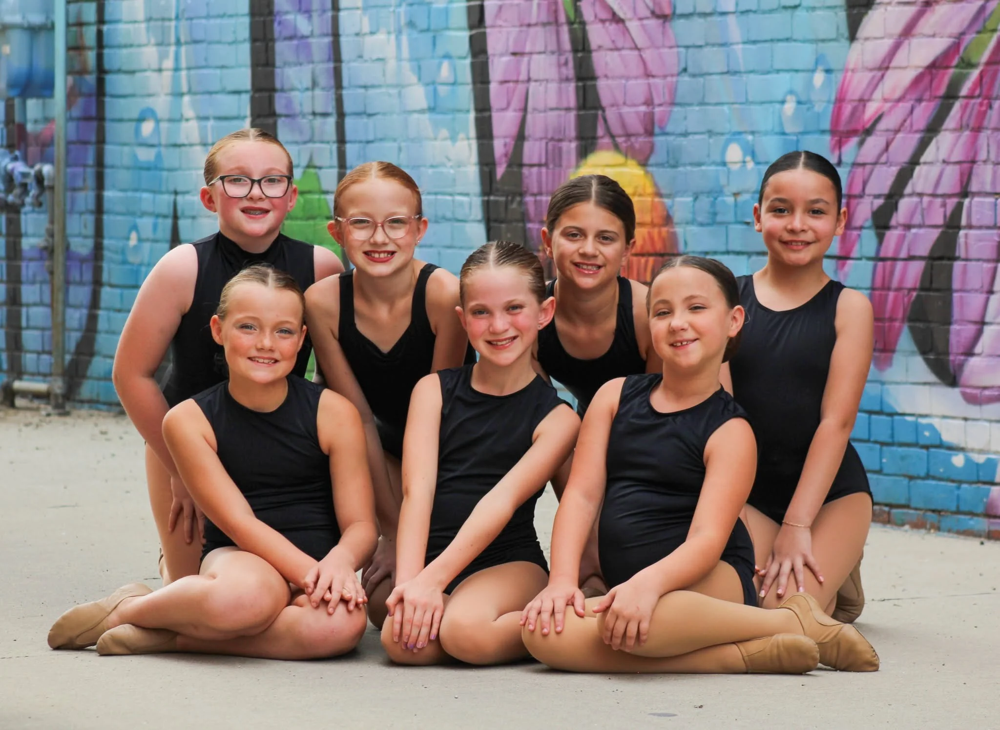 w e ' r e • i n • t h i s • t o g e t h e r
We're proud to call the heart of historic Creston our home! When your child dances at Spotlight, they're not just taking a class—they're becoming part of the vibrant, ongoing story of