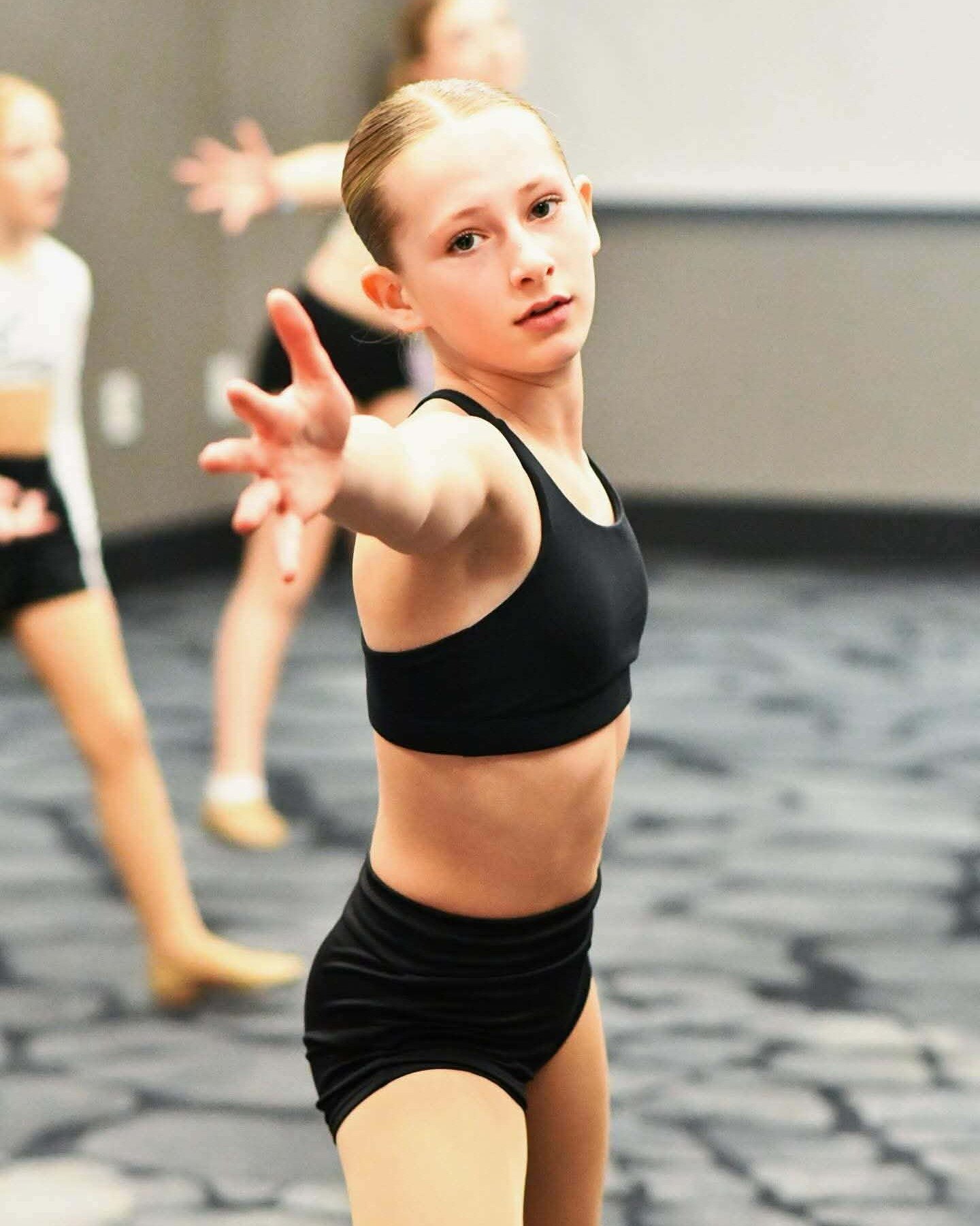 j o i n &bull; u s
For nearly 30 years, Spotlight has been rooted in southwest Iowa, and our new home is conveniently located in Uptown Creston. Whether you're reaching for your first pair of dance shoes or your final bow, your Spotlight friends are 