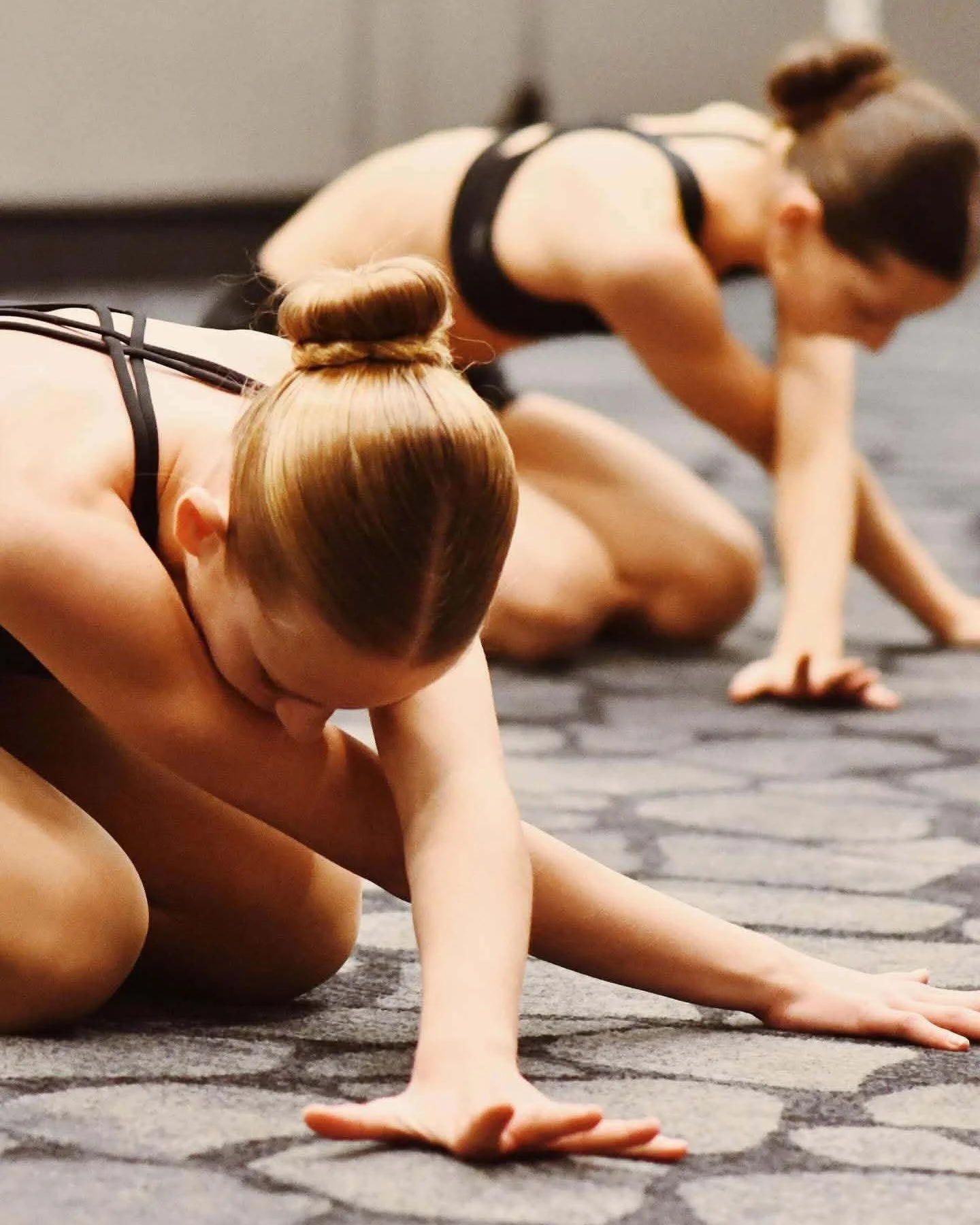 o n e &bull; h e a r t b e a t
t w o &bull; d a n c e r s

There is a special kind of magic that happens when you&rsquo;ve grown up side-by-side in the studio. 💕

It&rsquo;s more than just matching classwork; it&rsquo;s a connection so deep that you