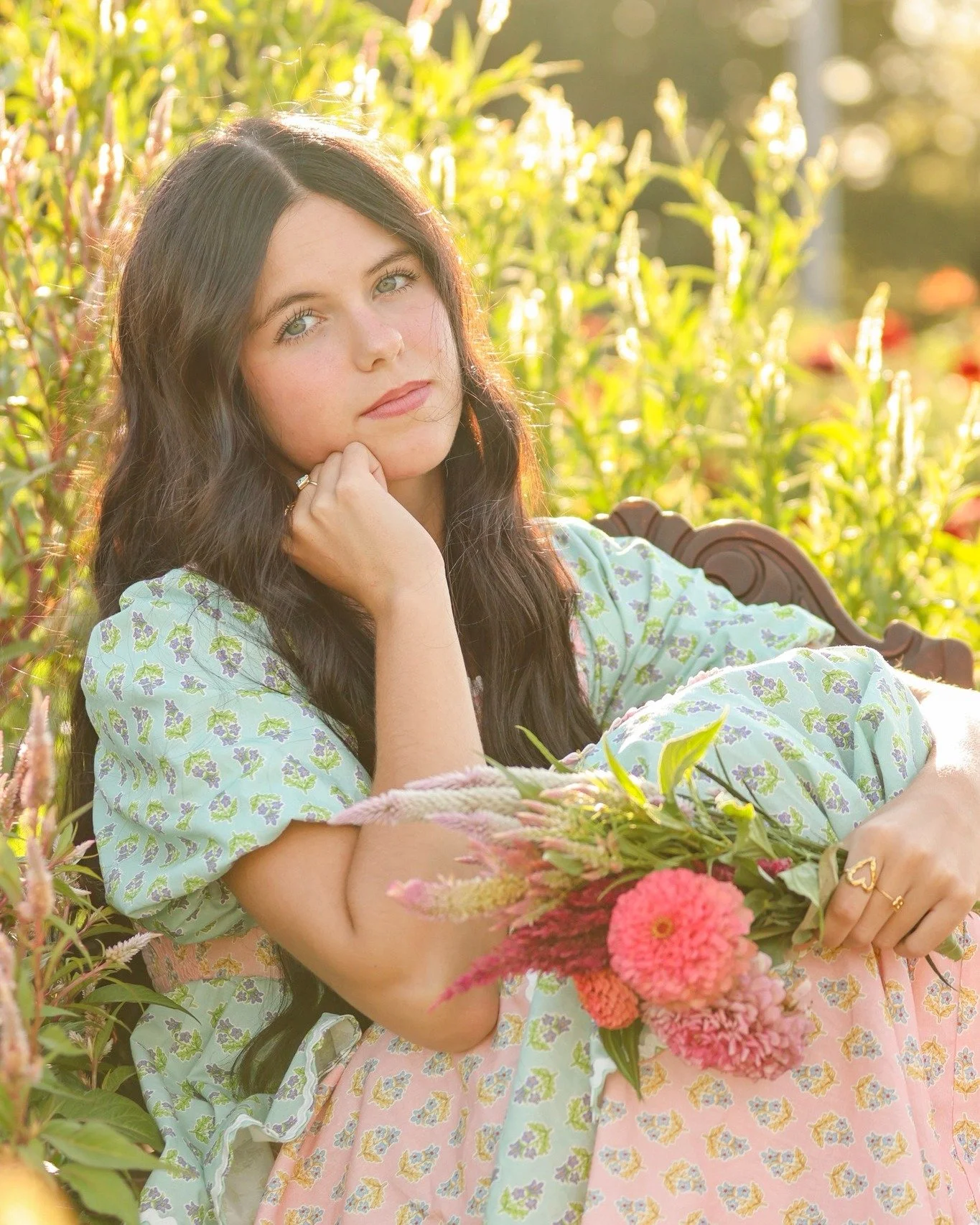 S P O T L I G H T 🎓 S E N I O R 🎓 S U N D A Y

⭐️Meet Braylee⭐️ 
💙 Braylee has been dancing at Spotlight for 15 years. She was recipient of the Little Miss Spotlight Award in 2017 and earns her 15-Year Jacket this season!
💙 Braylee says, "my