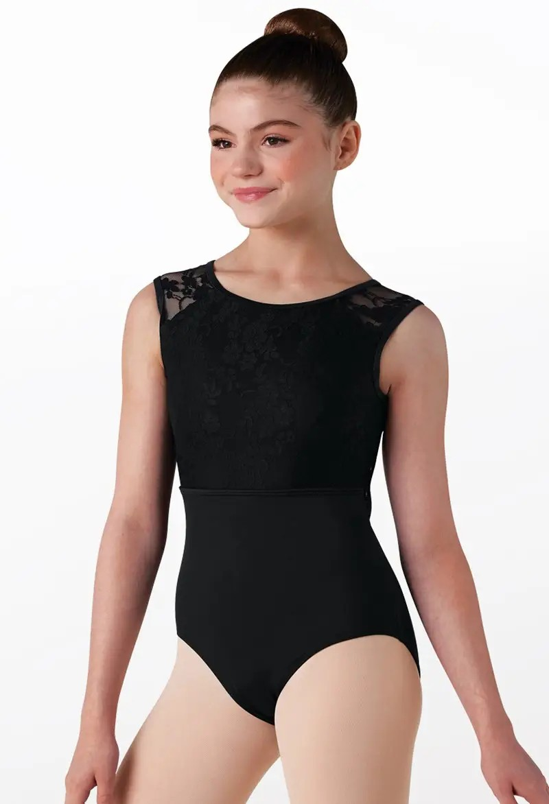 Lace Leo Front.png
