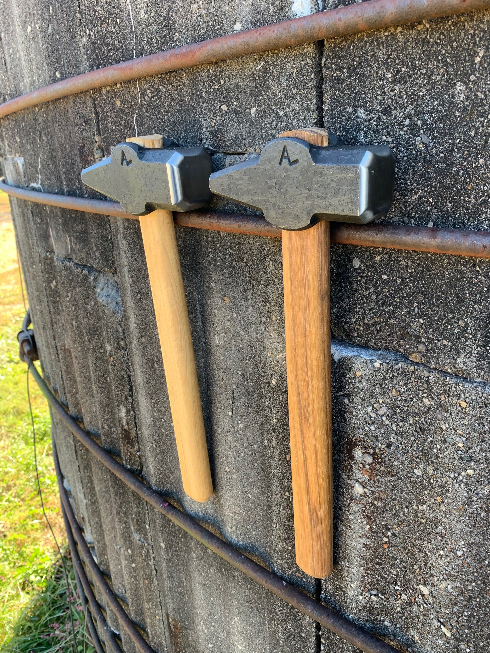 B8A89F66-891F-4D5C-8CAE-E112275C5469