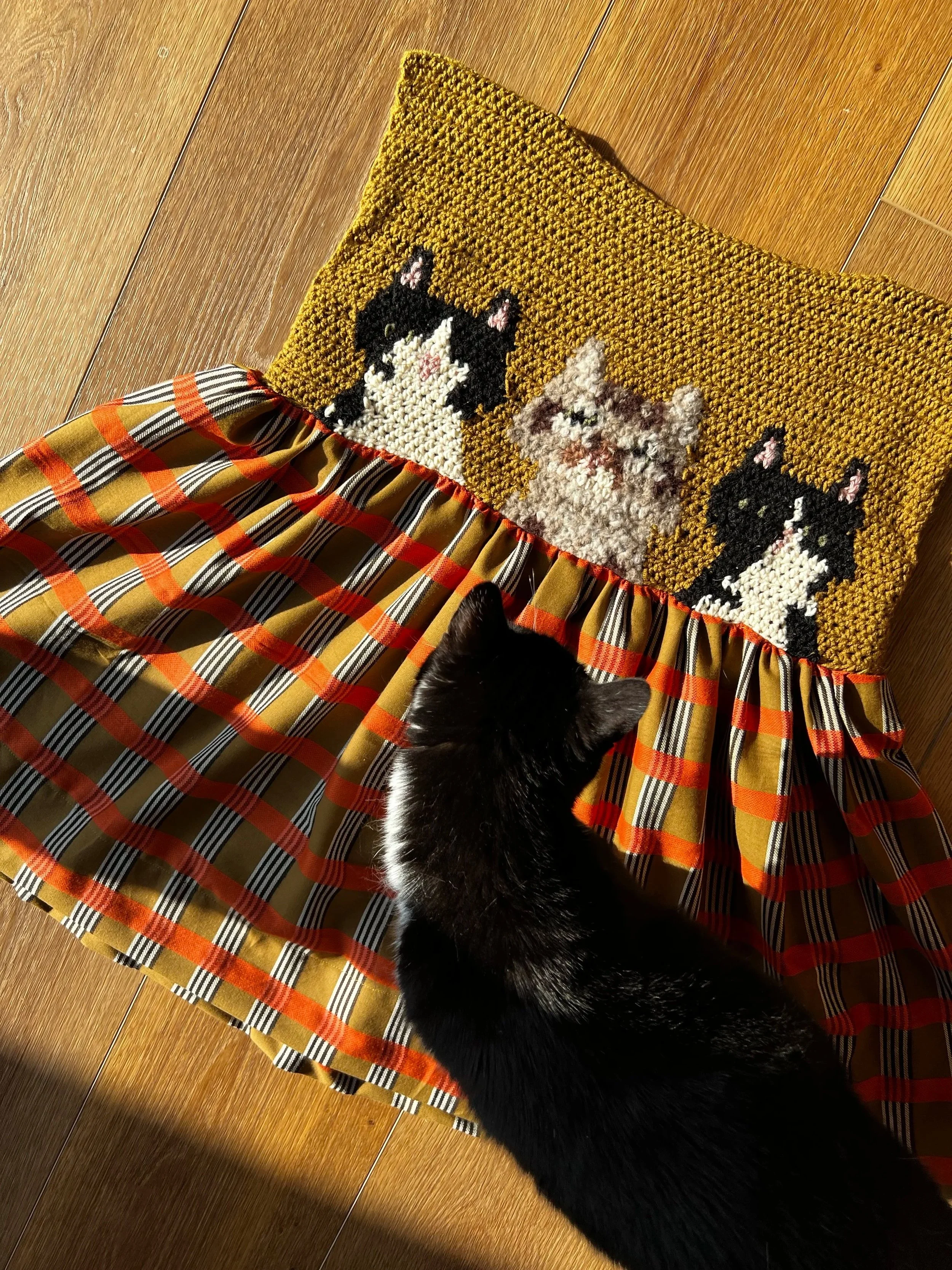 dress pattern available free & for $3.33