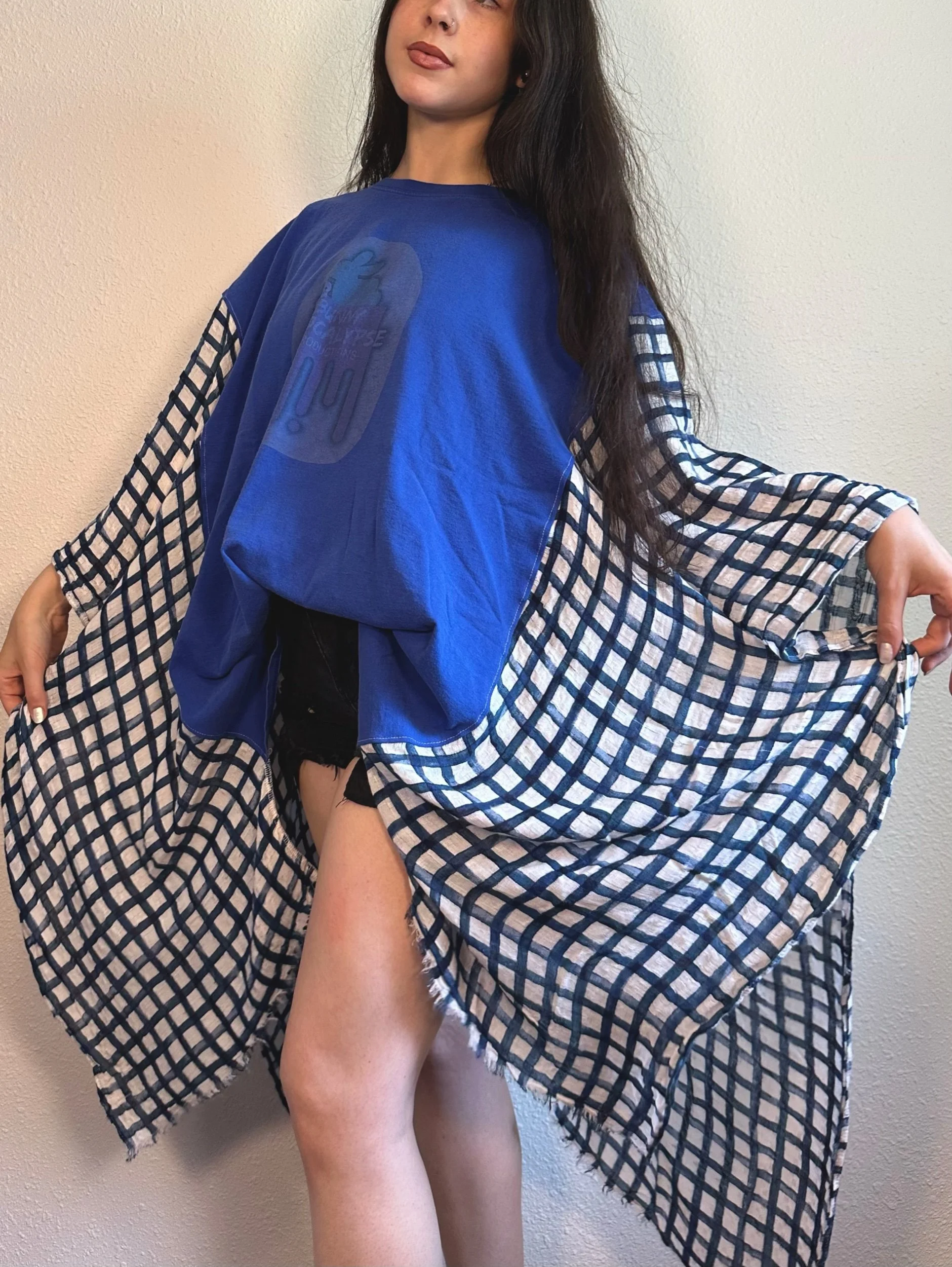 bunny apocalypse t-shawl | 3X