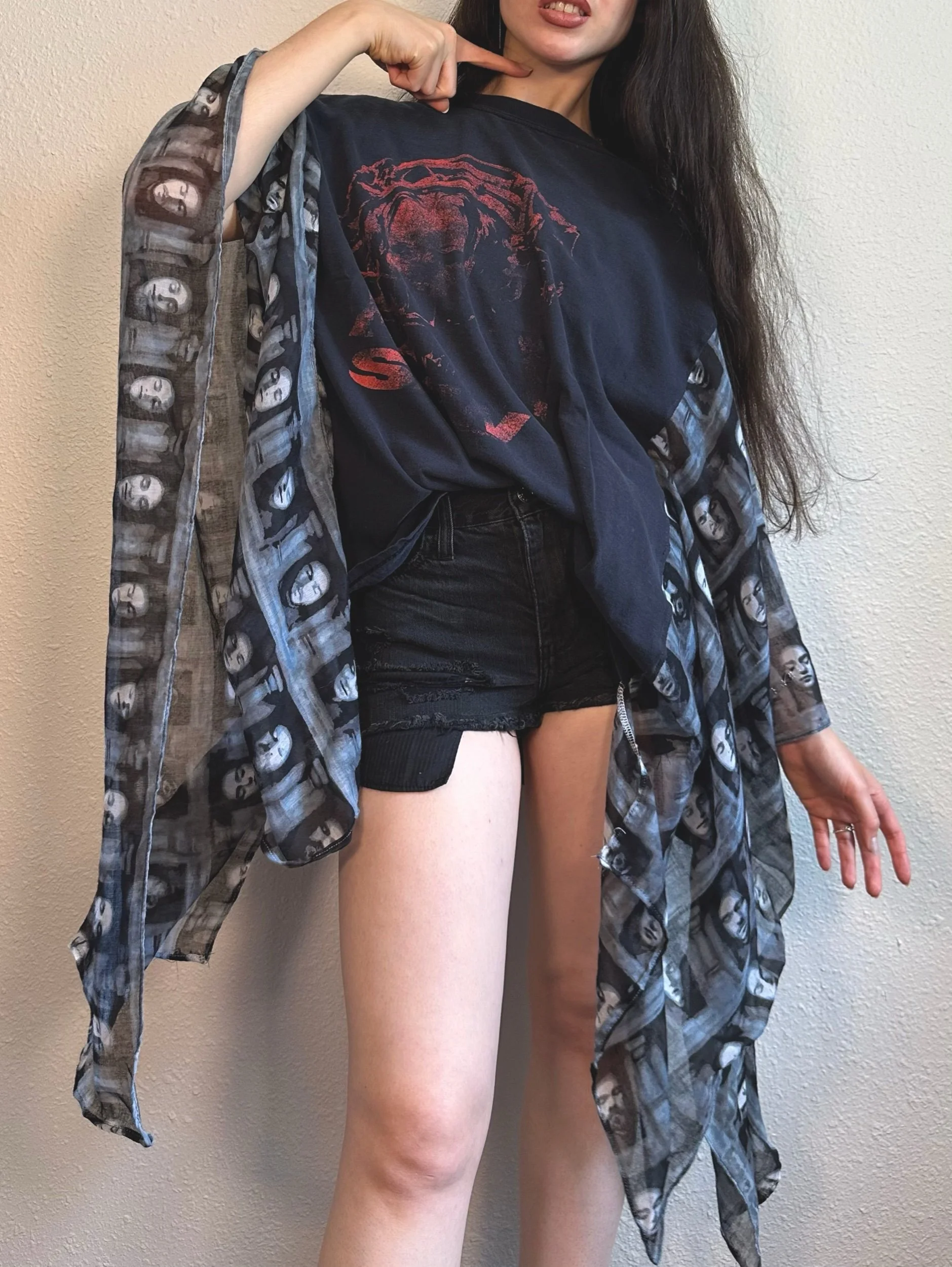 SAW horror t-shawl | XL