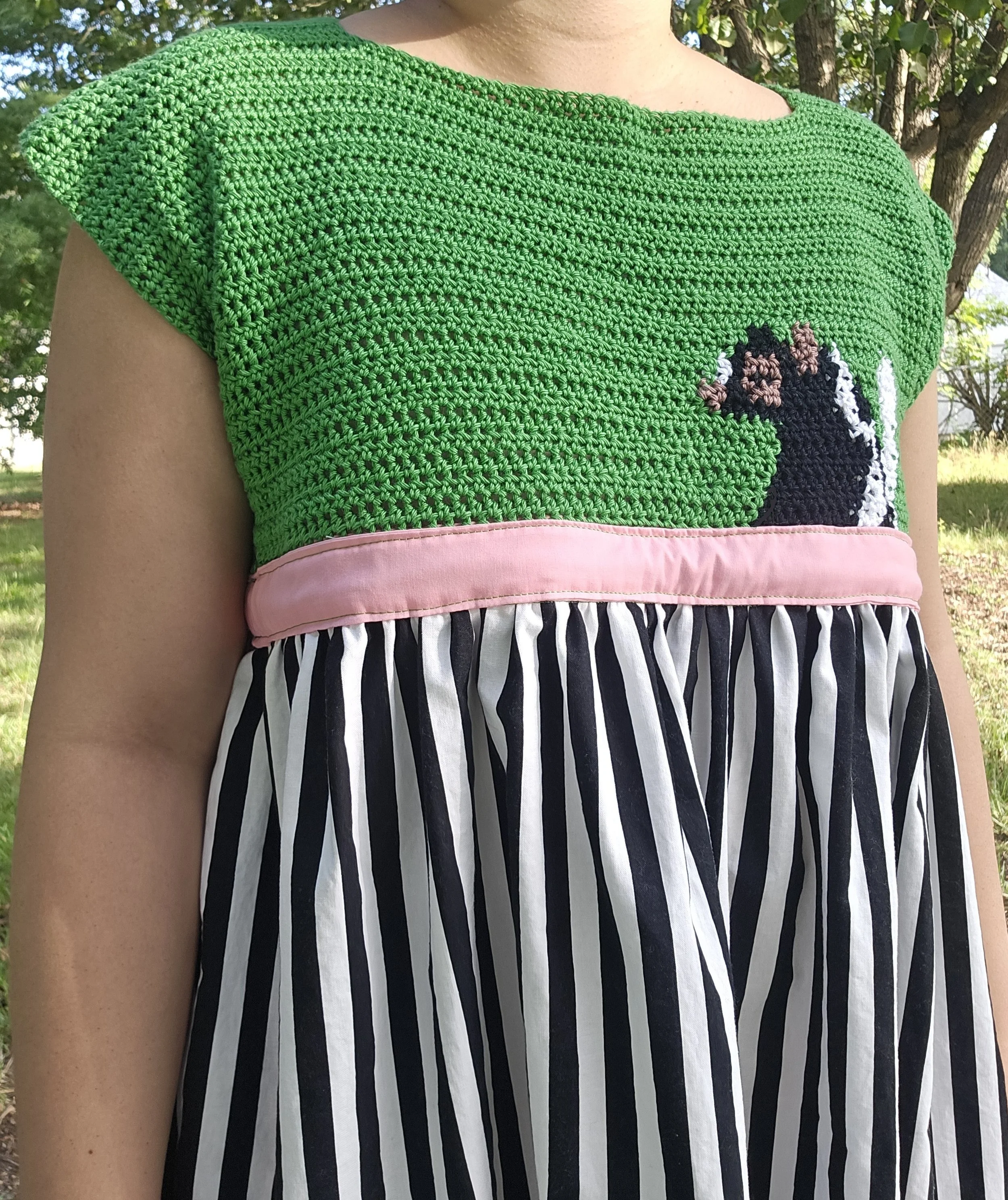 skunk on "autumn olive babydoll dress" free pattern