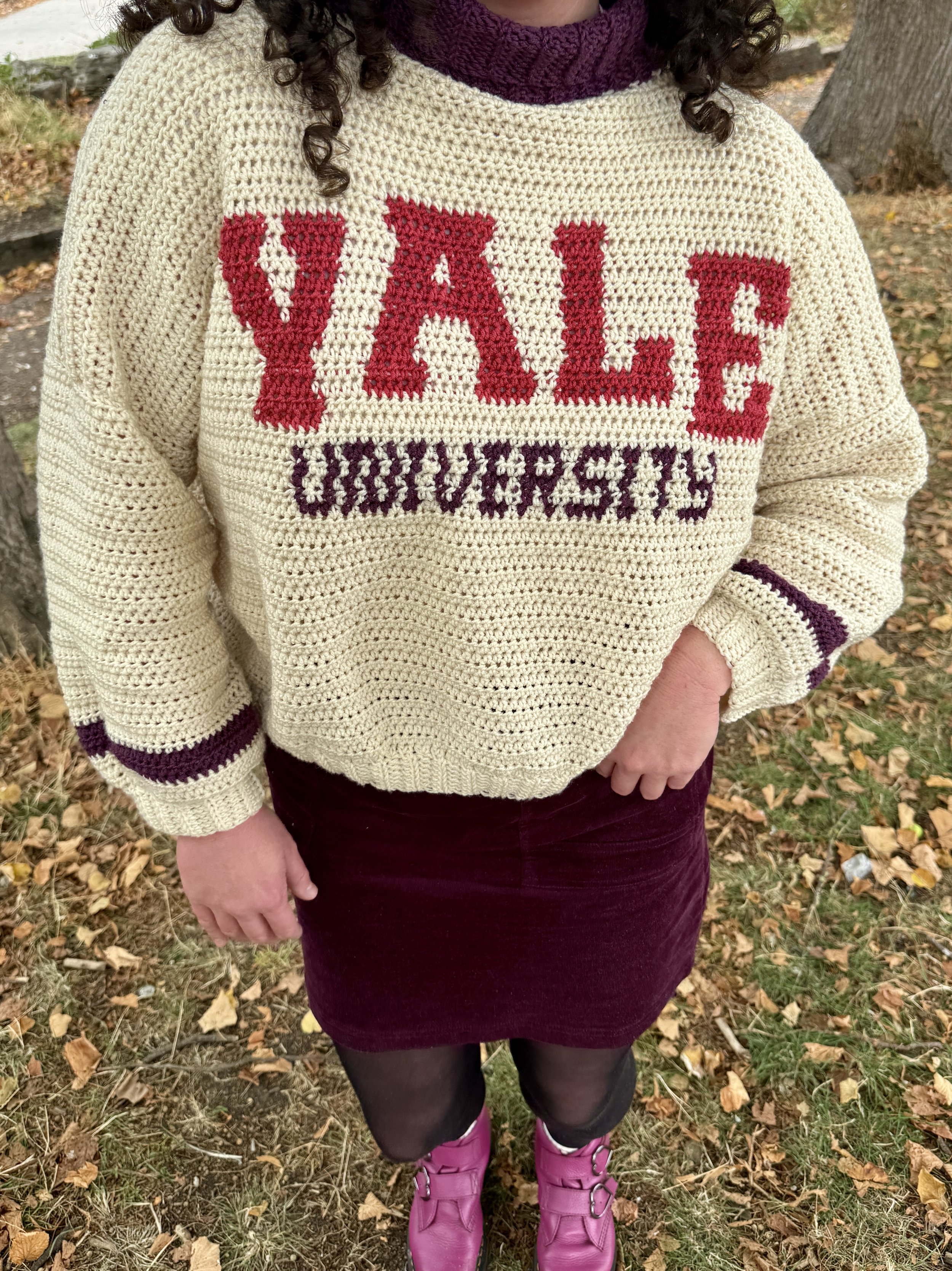 YALE in berry tones 