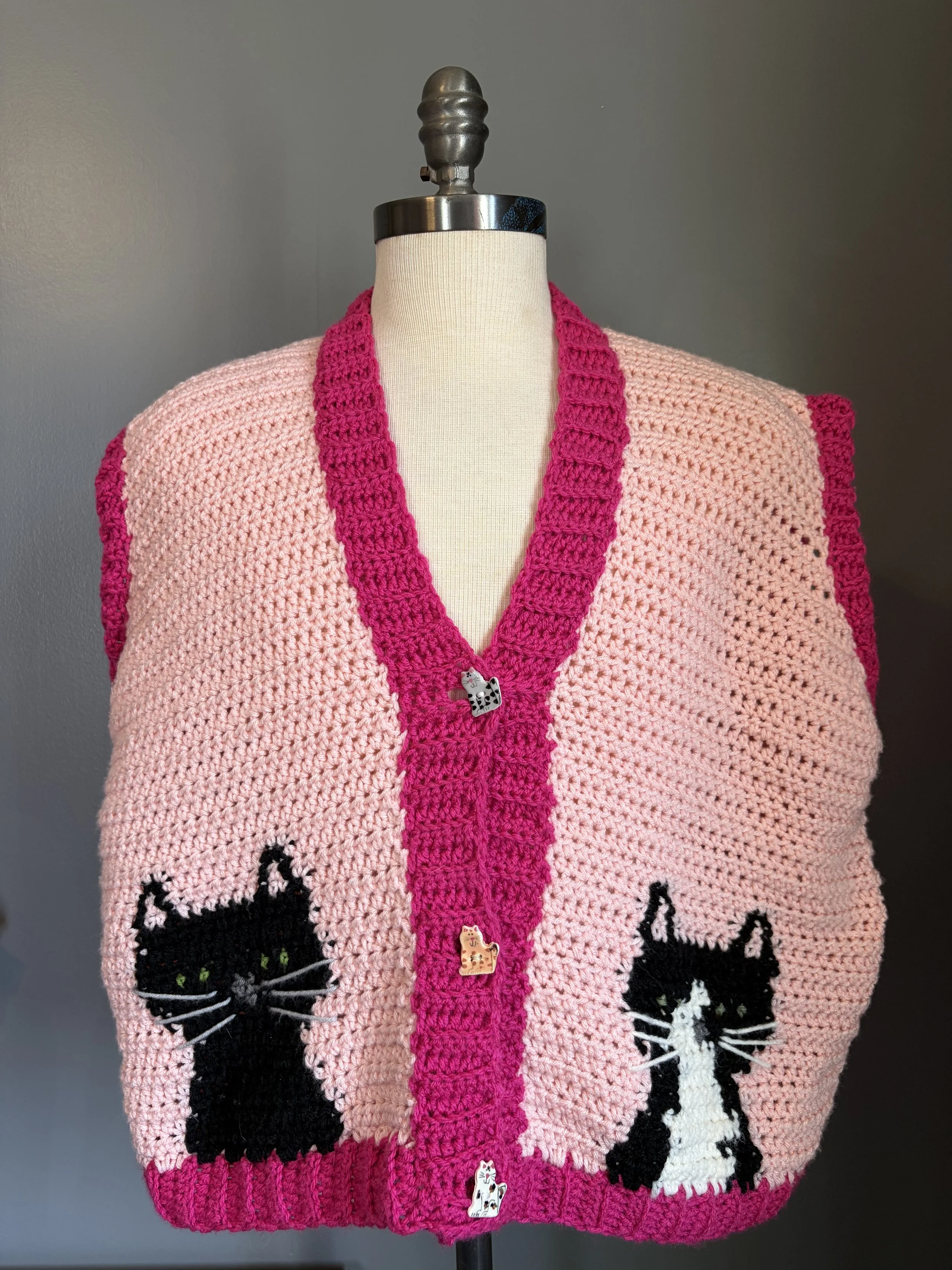 IG @yarndreams made with pair of vests pattern